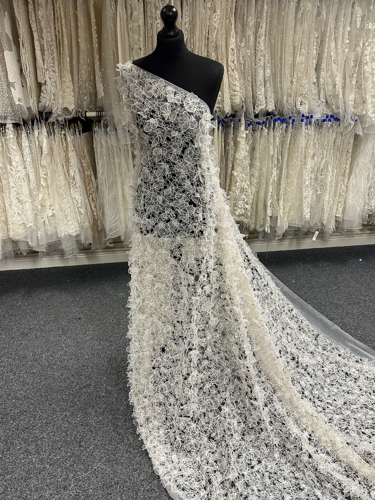 Dentelle Organza 3D Ivoire - Aralyn