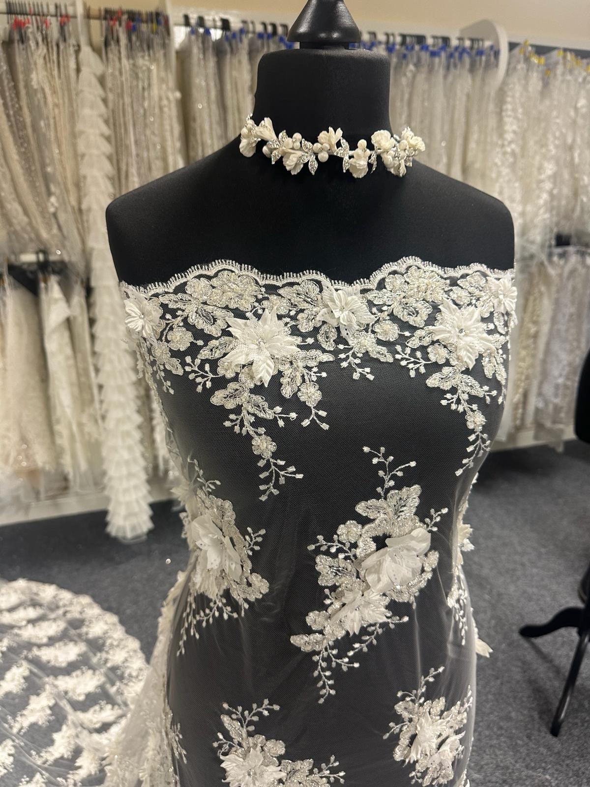Dentelle Fleur Ivoire - Naomi