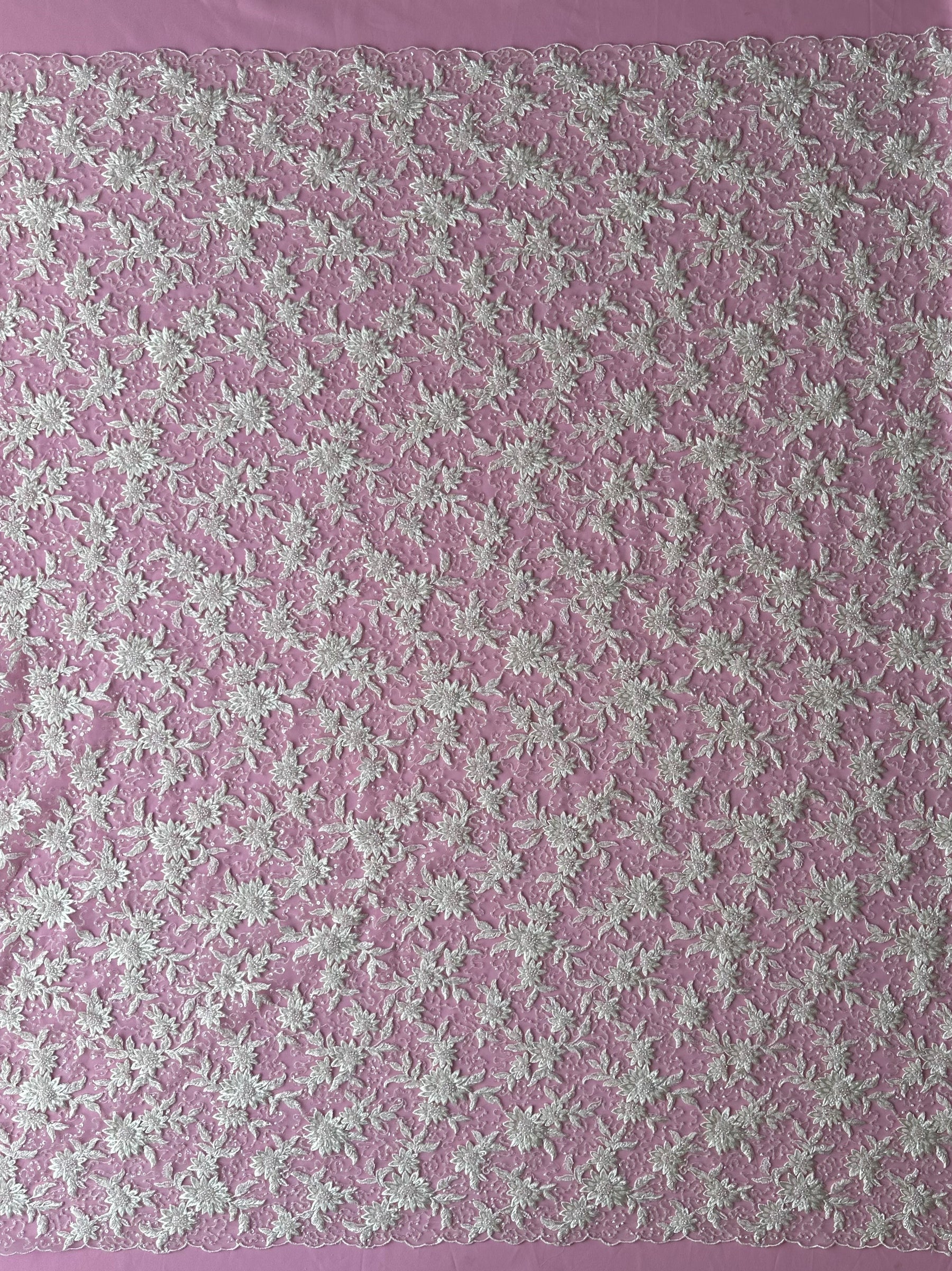 Dentelle florale perlée ivoire - Irke
