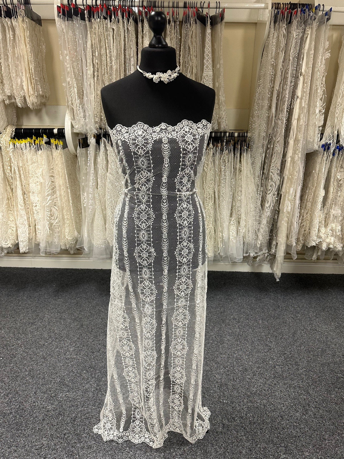 Dentelle Paillettes Ivoire - Amber