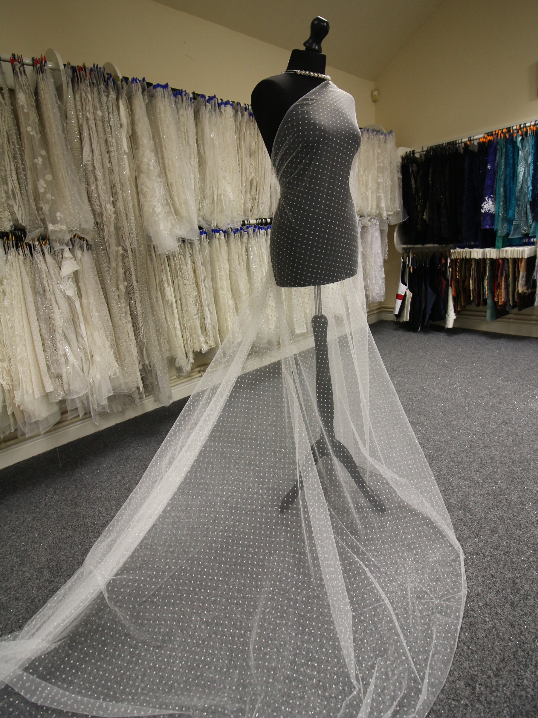 Tulle floqué pailleté - Armande