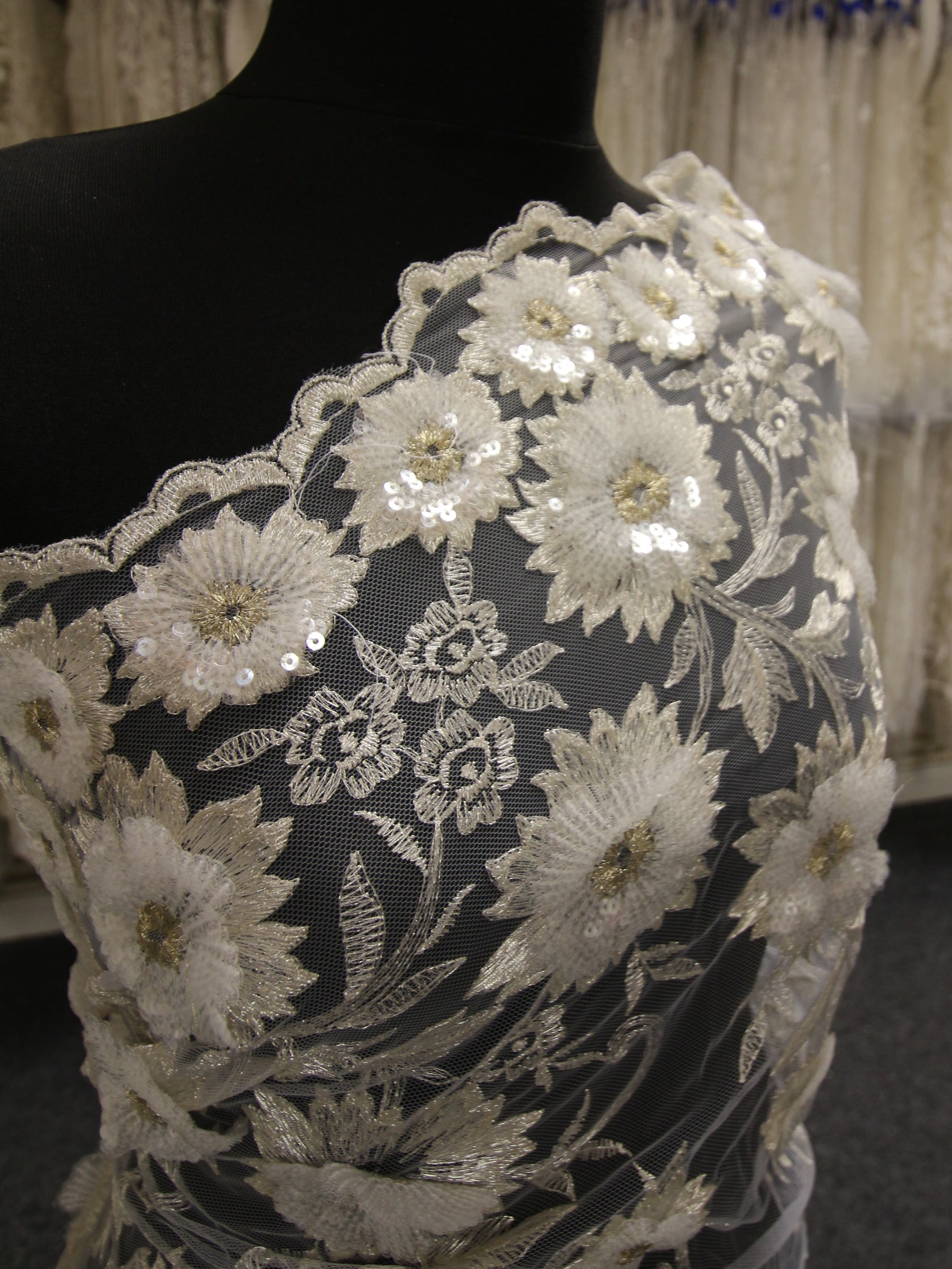 Dentelle Paillette Ivoire - Arvid