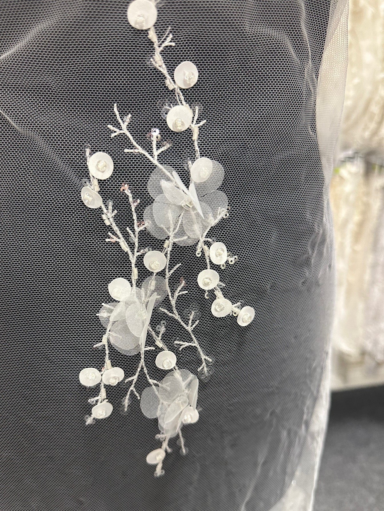 Dentelle florale 3D ivoire - Lamar