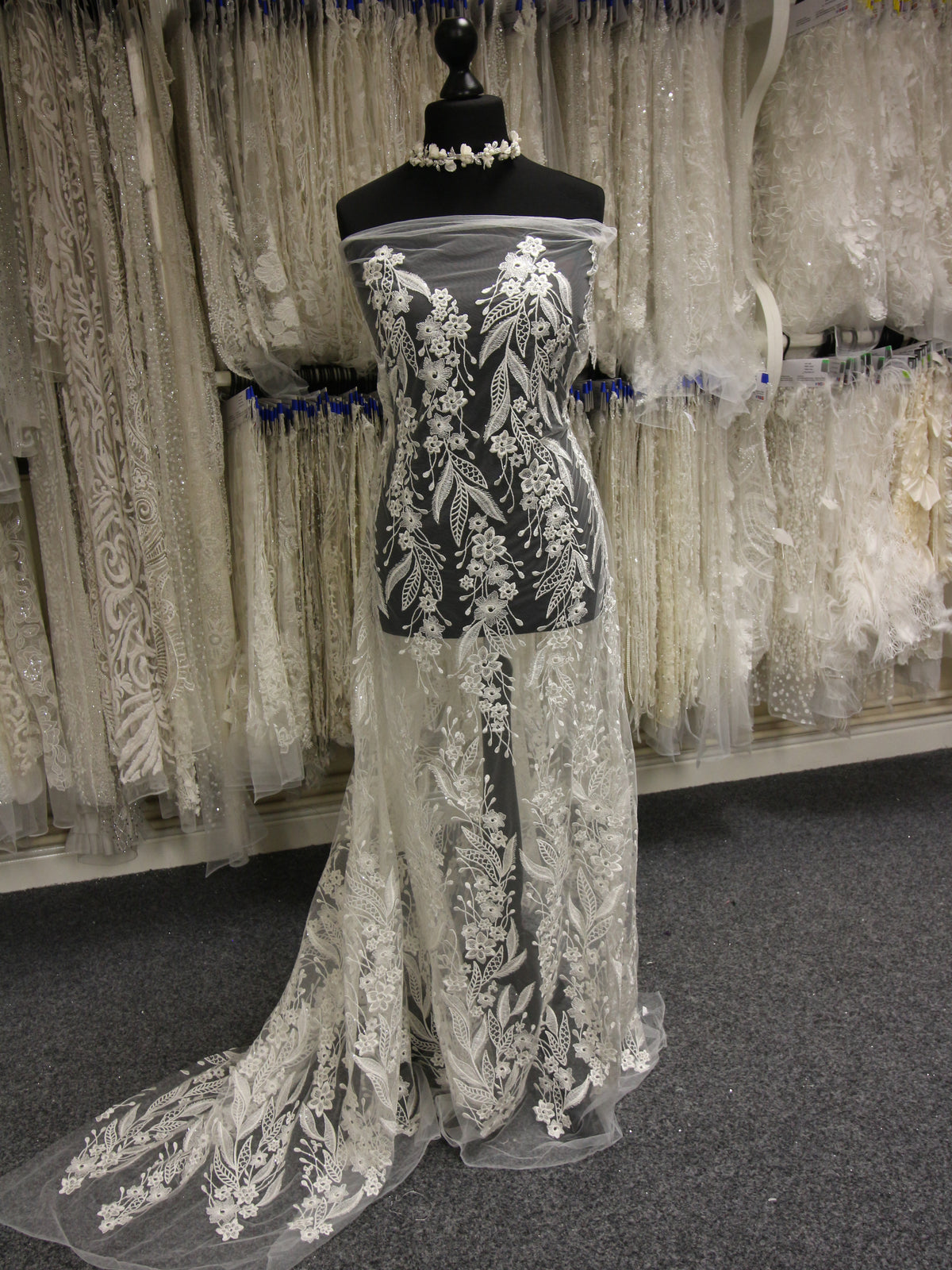 Dentelle Broderie Ivoire - Monaco