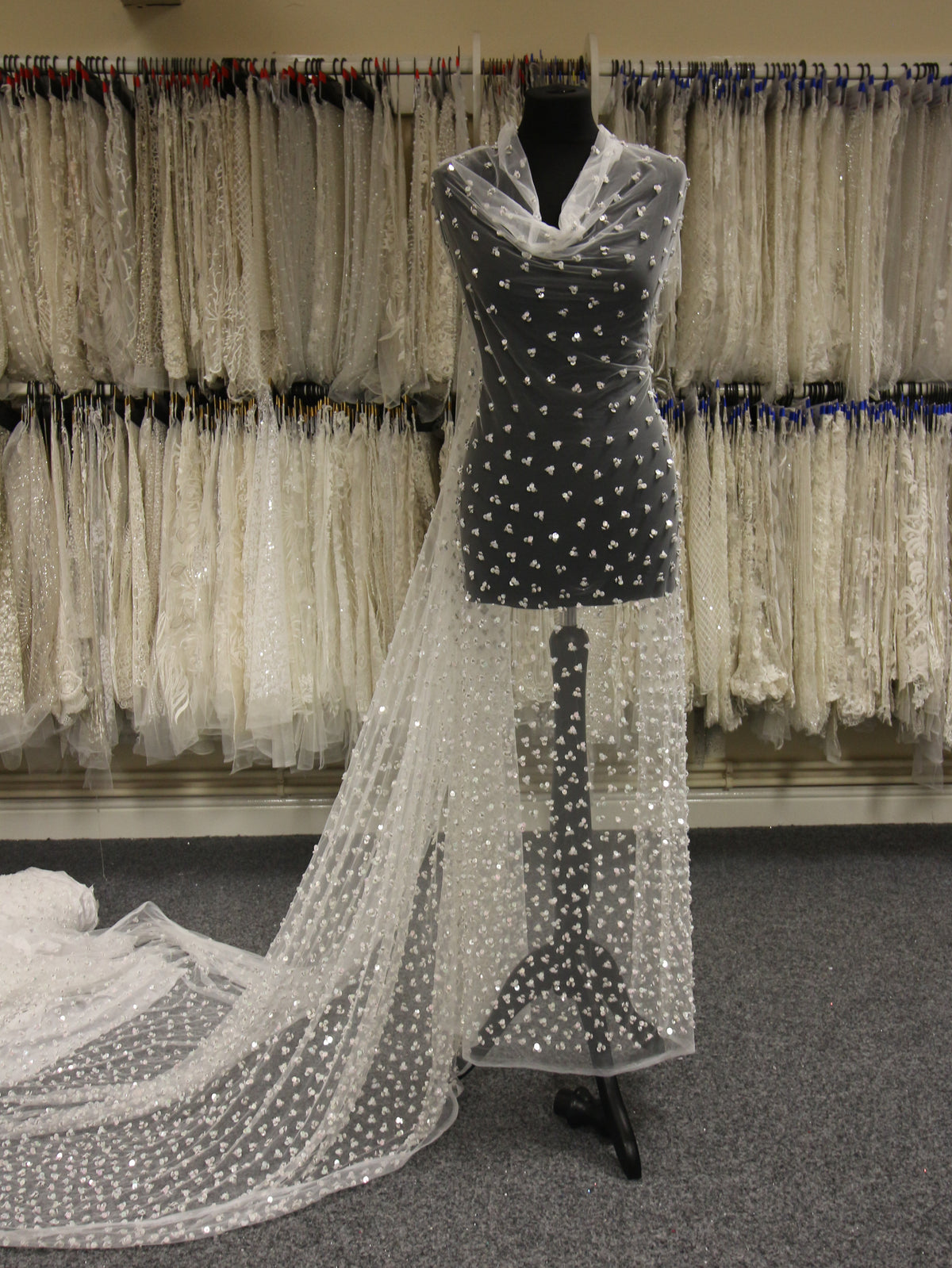 Dentelle pailletée ivoire - Primula