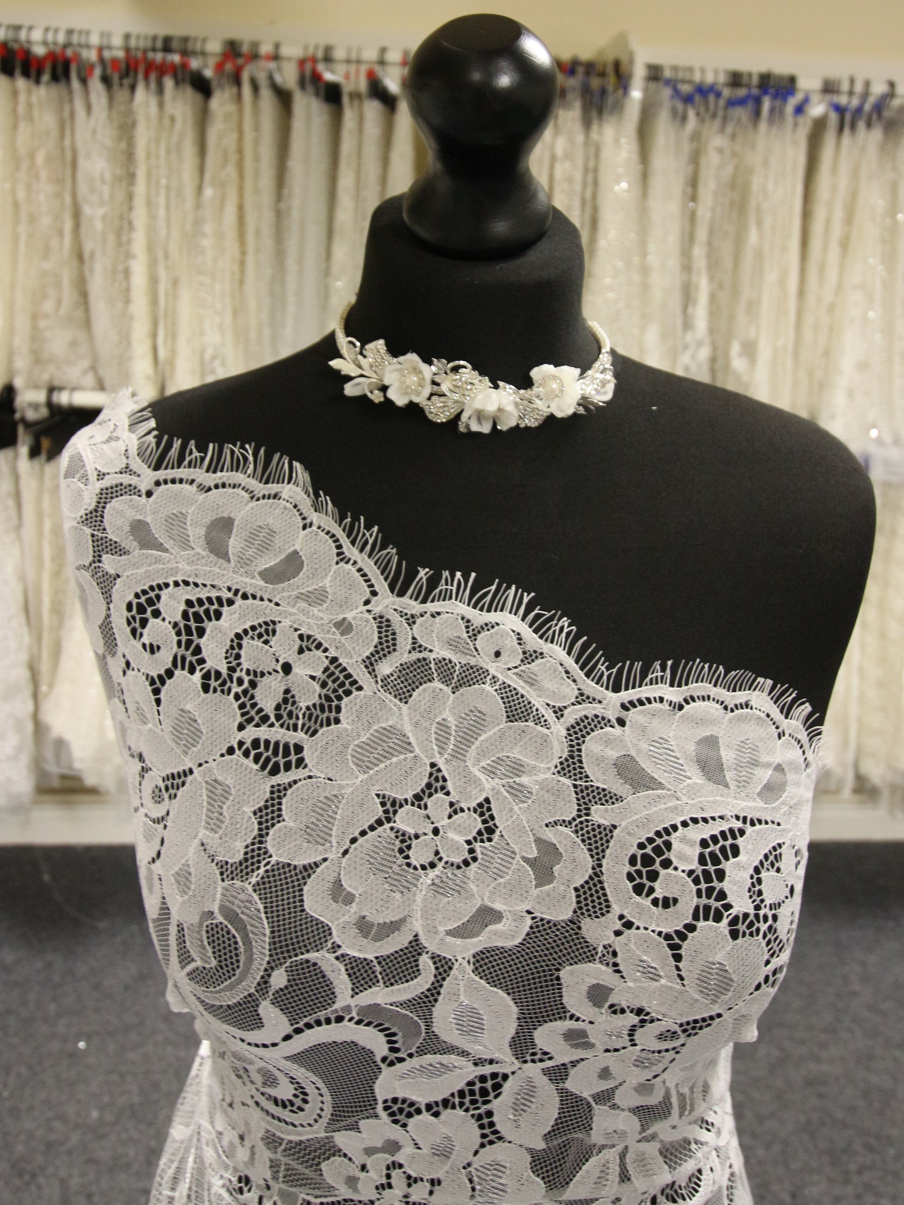 Dentelle Légère Ivoire - Remi