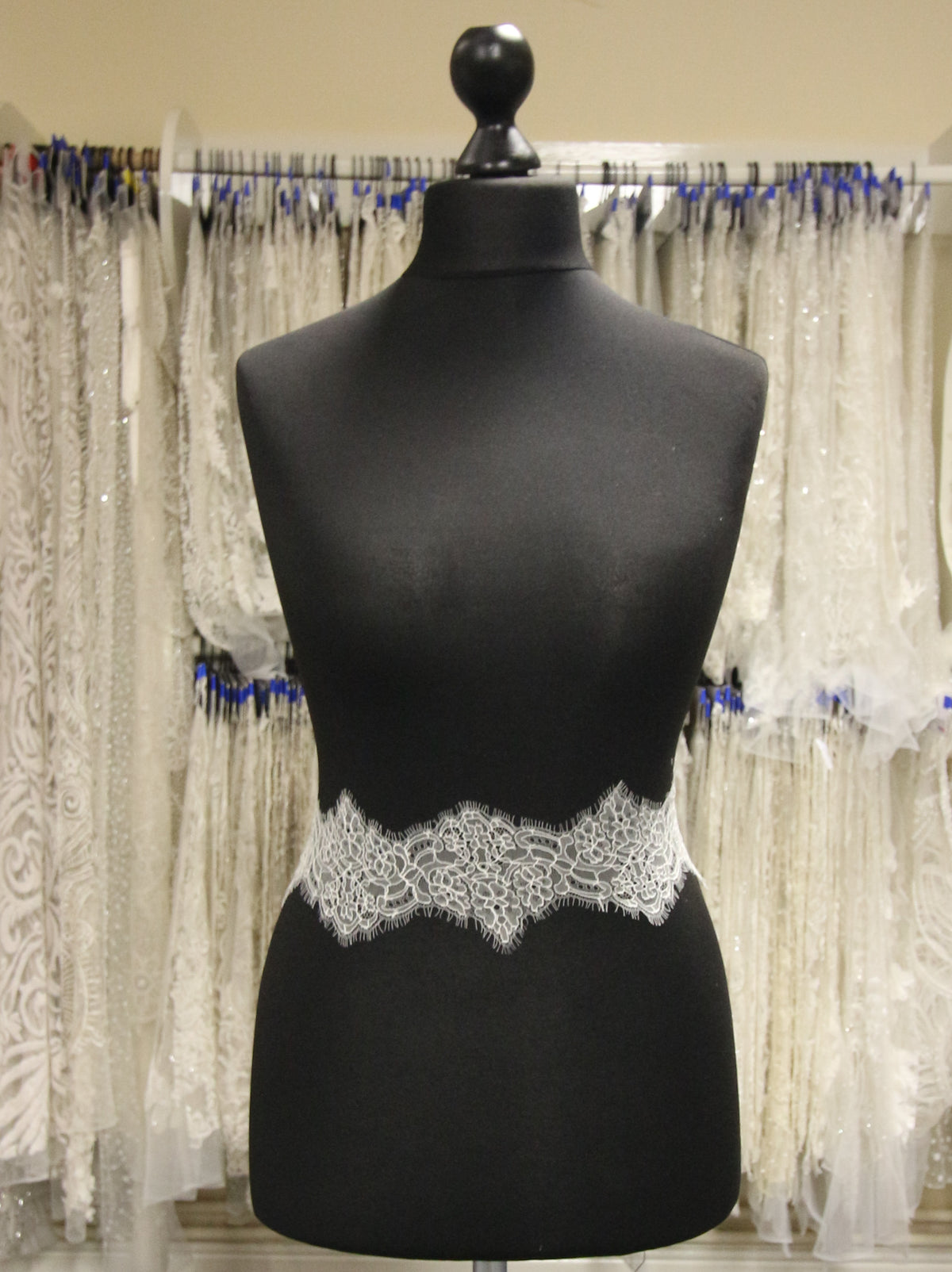 Galon Dentelle Chantilly Ivoire - Kai