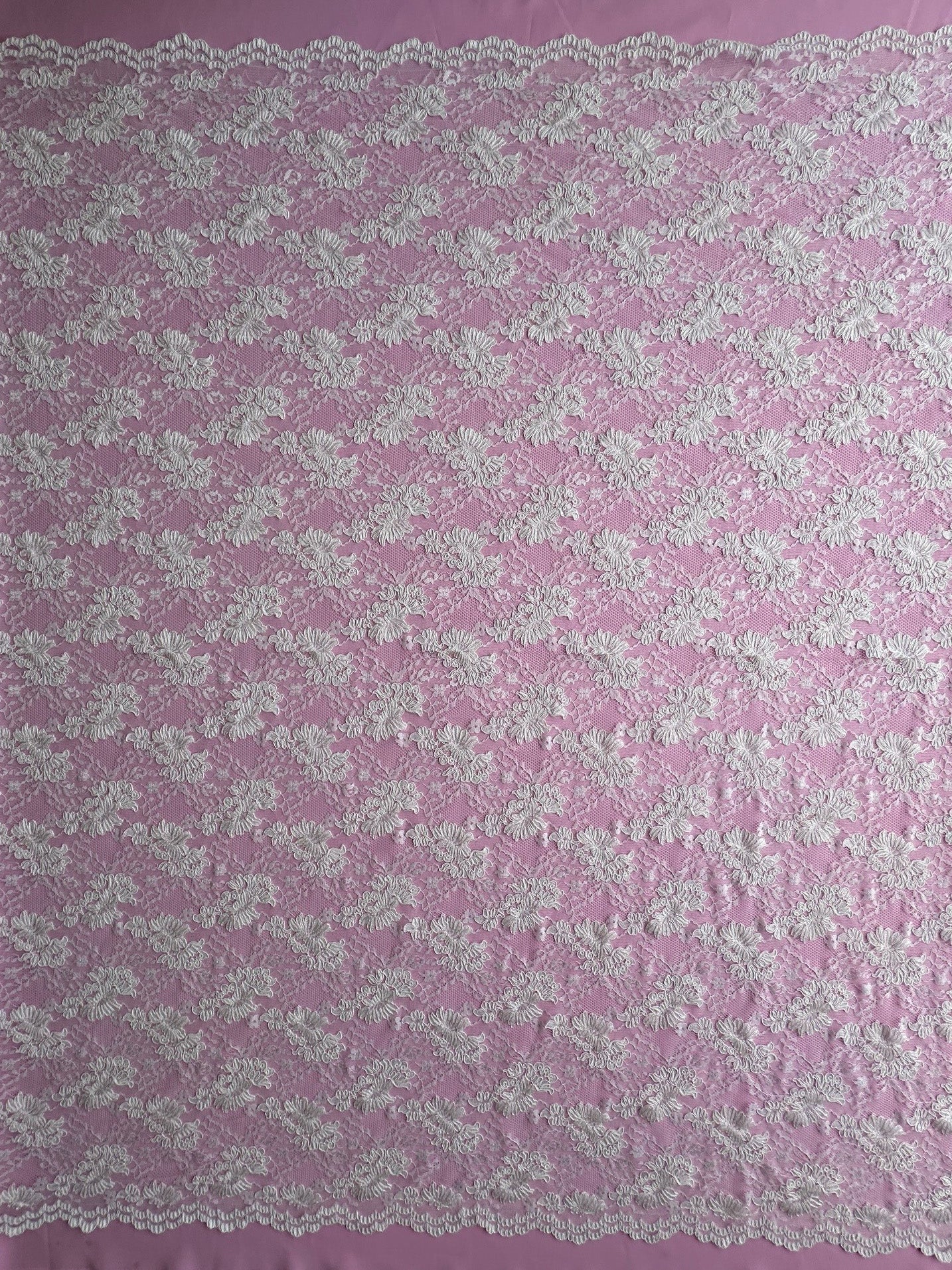 Dentelle de mariage à cordon ivoire - Seltina
