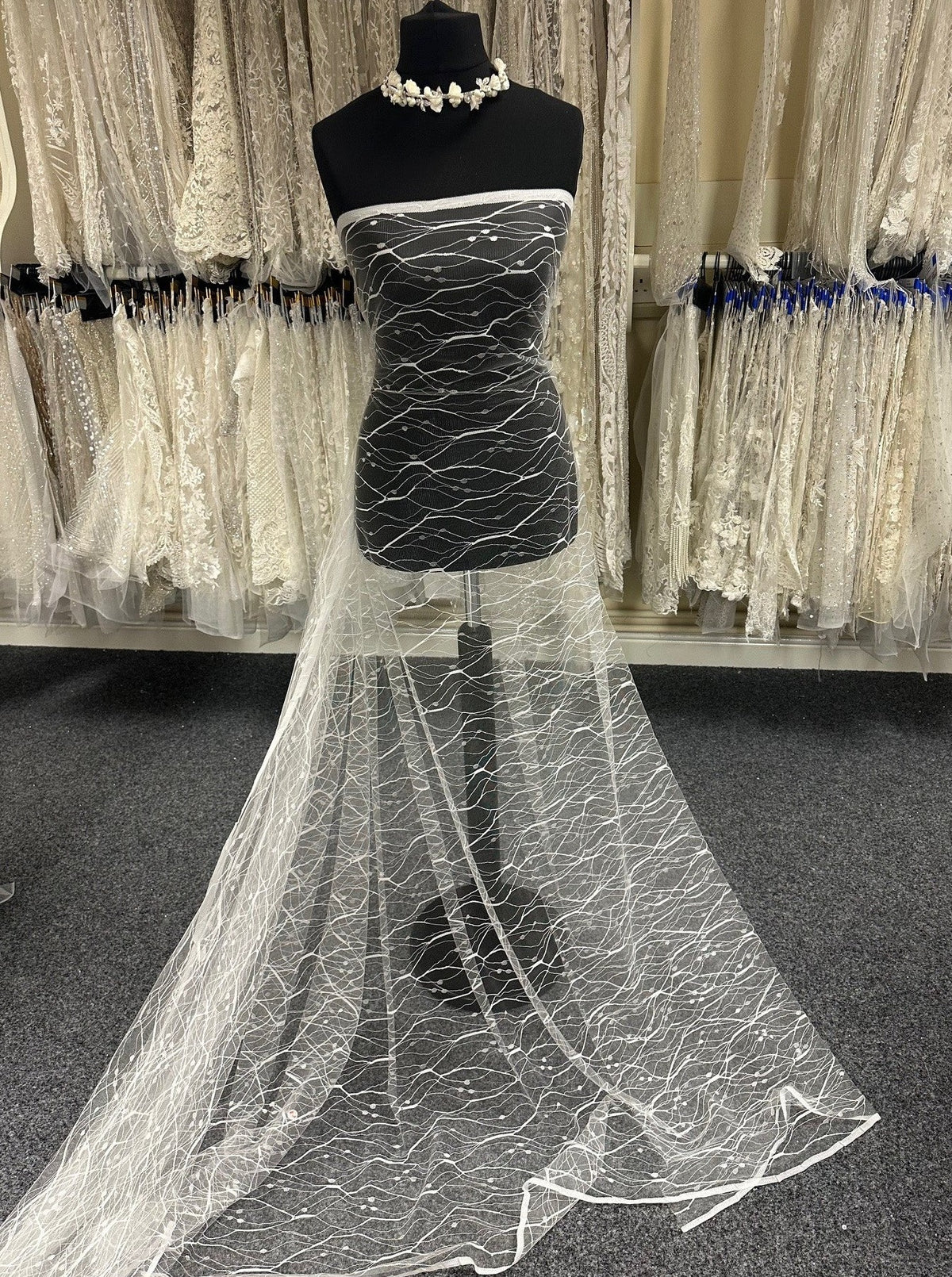 Dentelle Rachel Ivoire - Stream