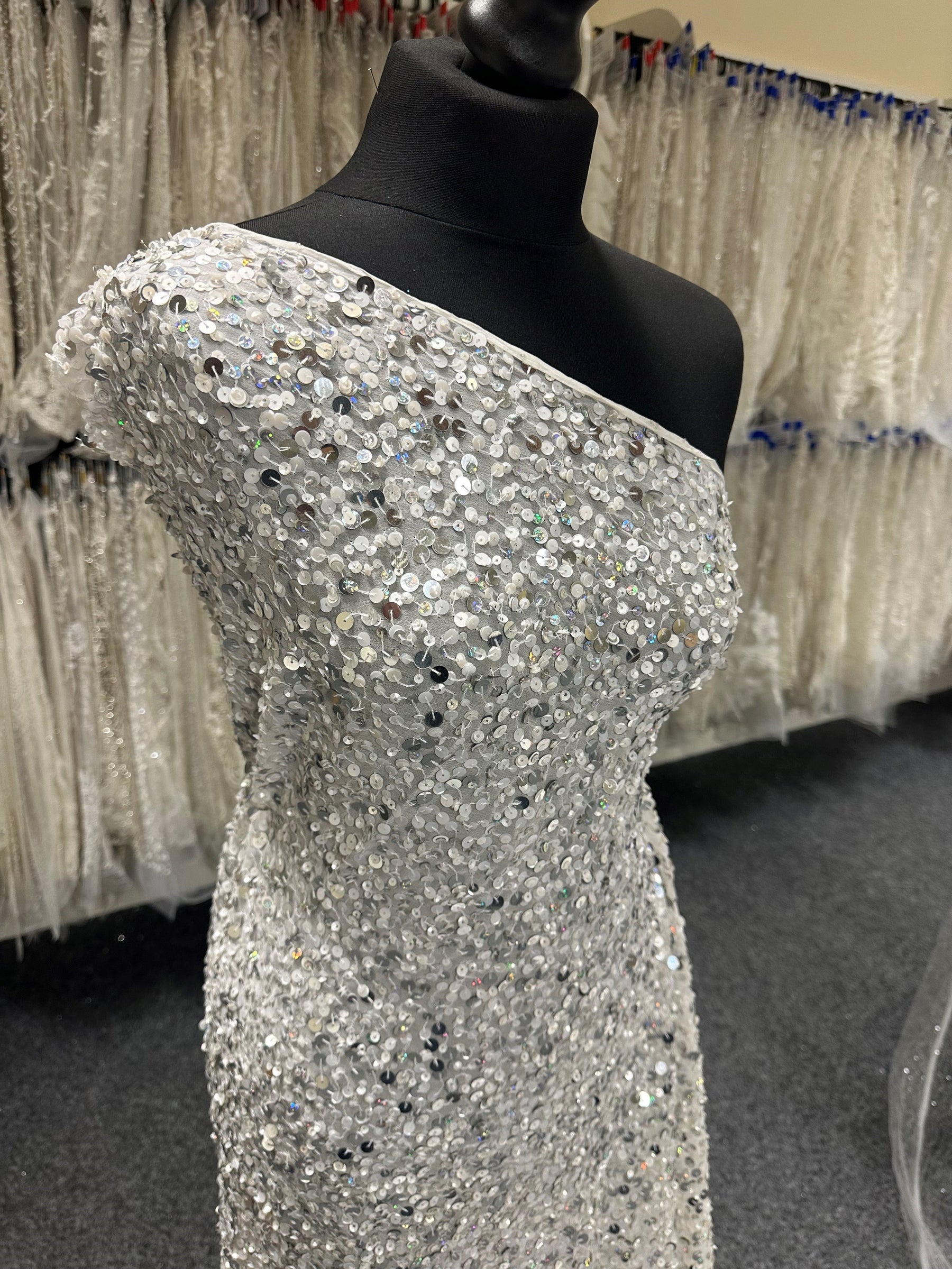 Georgette ornée de sequins - Étoiles