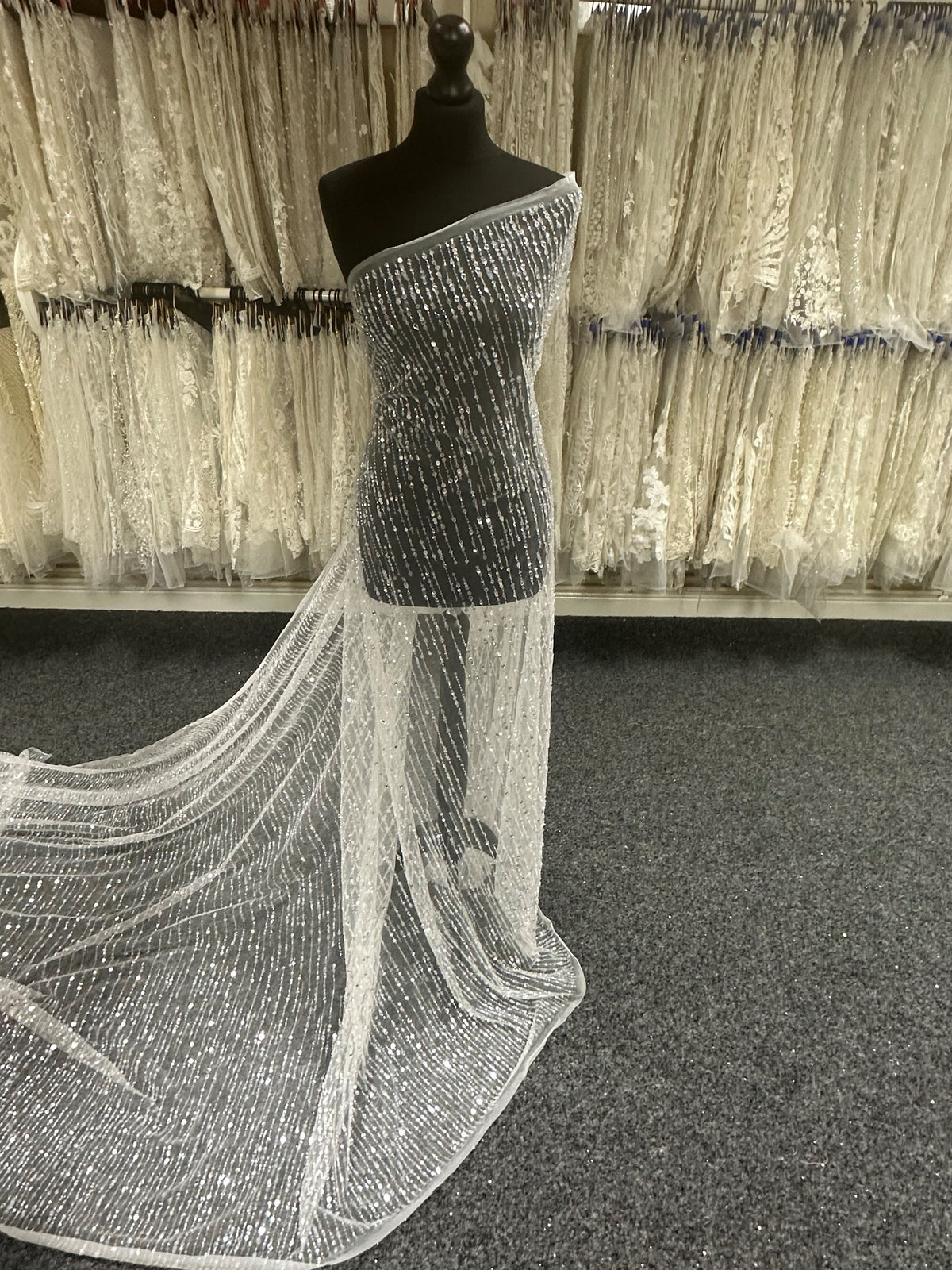 Dentelle de mariée à paillettes ivoire - Jazzlyn