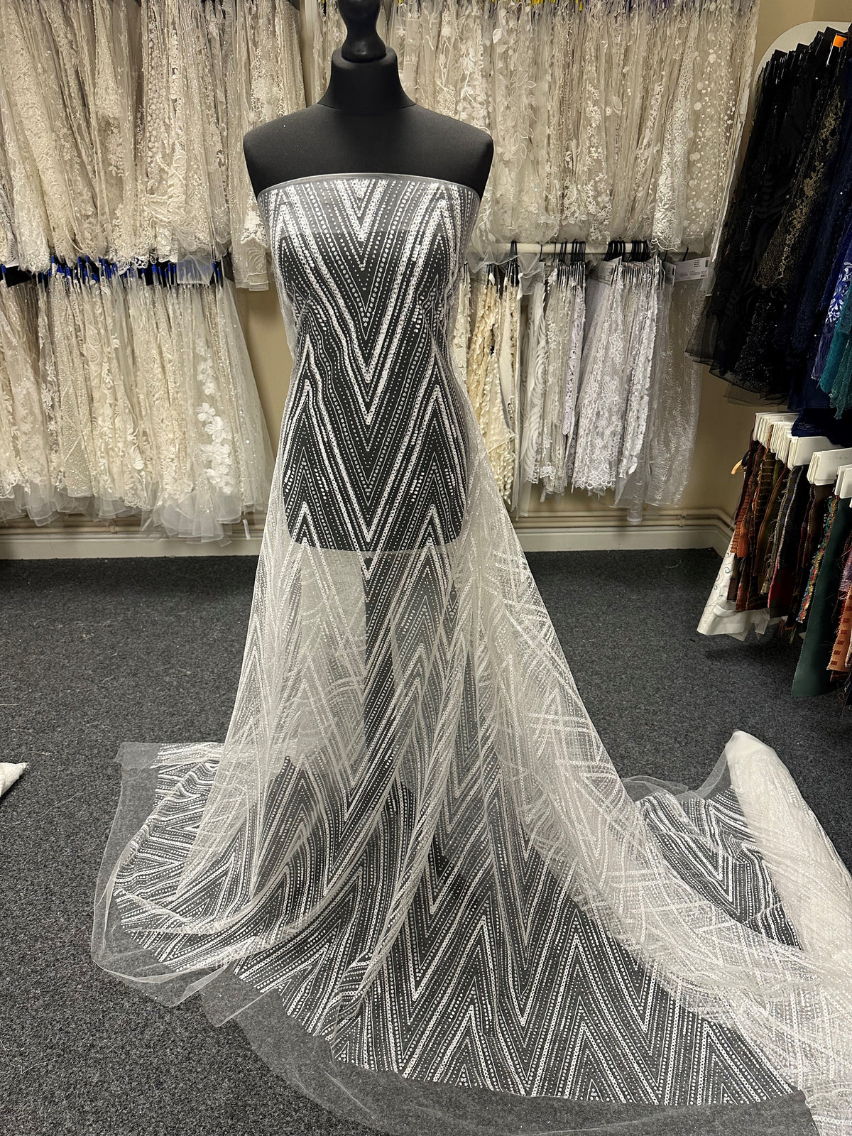 Dentelle pailletée ivoire - Marieke