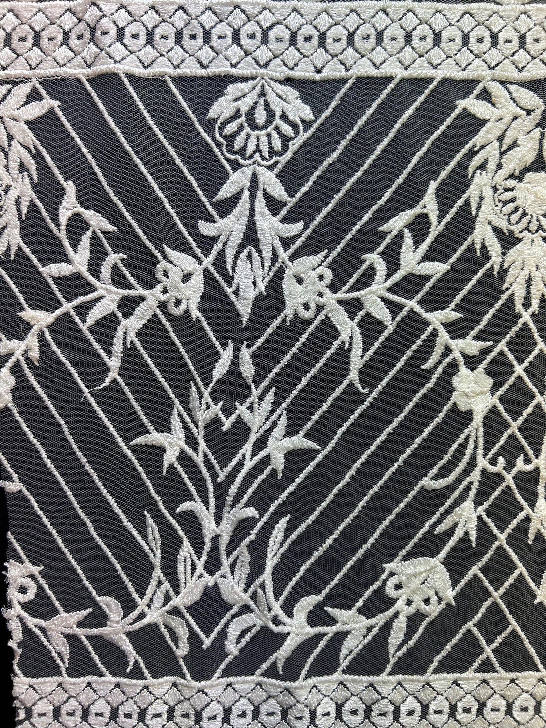 Dentelle Brodée Ivoire - Micha