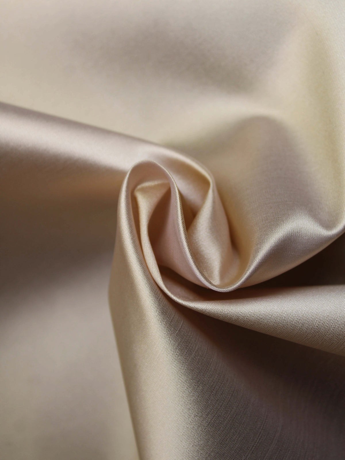 Organza de soie et taffetas mélangés champagne/or - P607