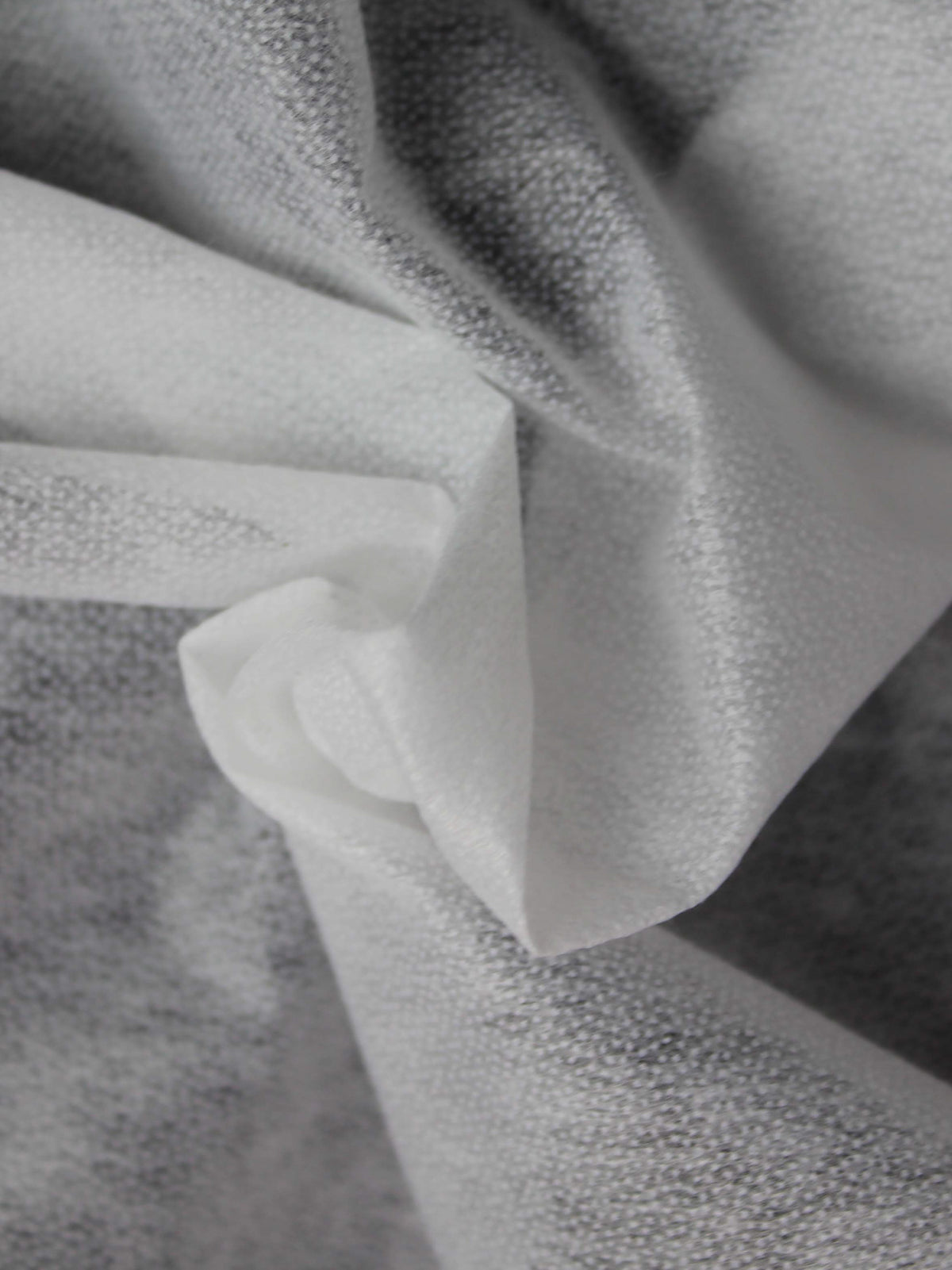 White Woven Iron on Interlining - P974