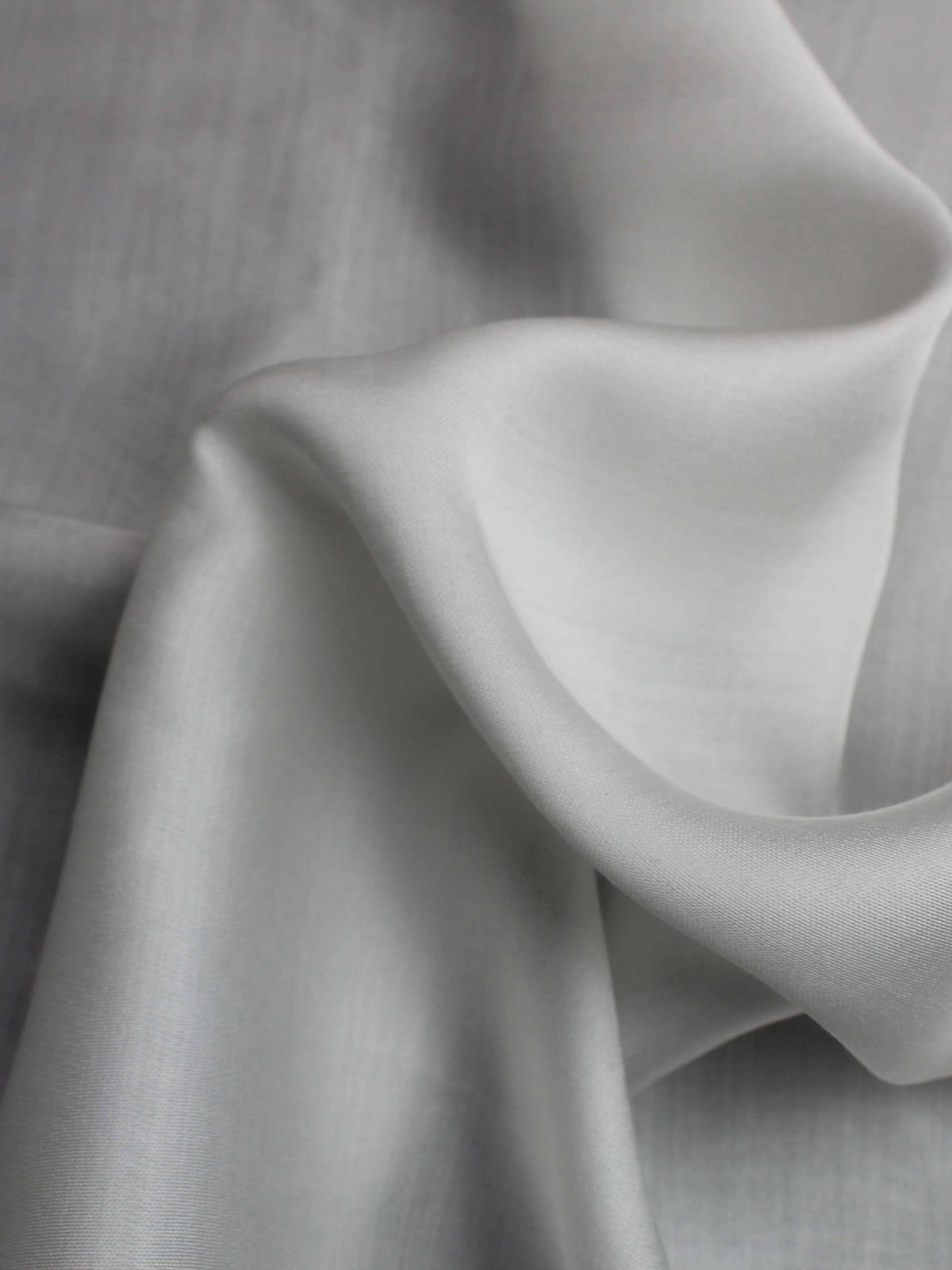 Satin Fin Ivoire - Largeur 110cm - PH5012