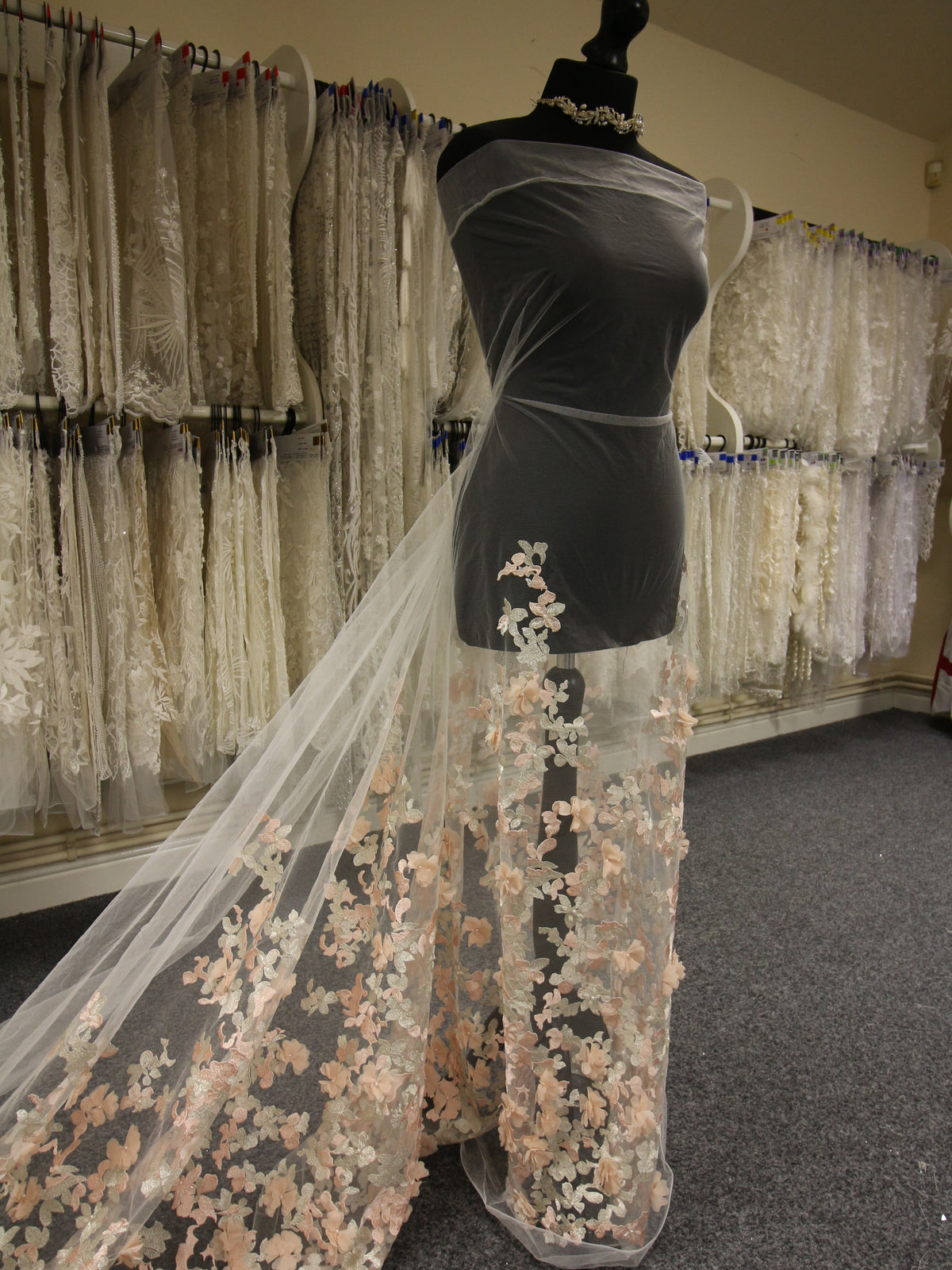 Dentelle 3D Blush - Petra