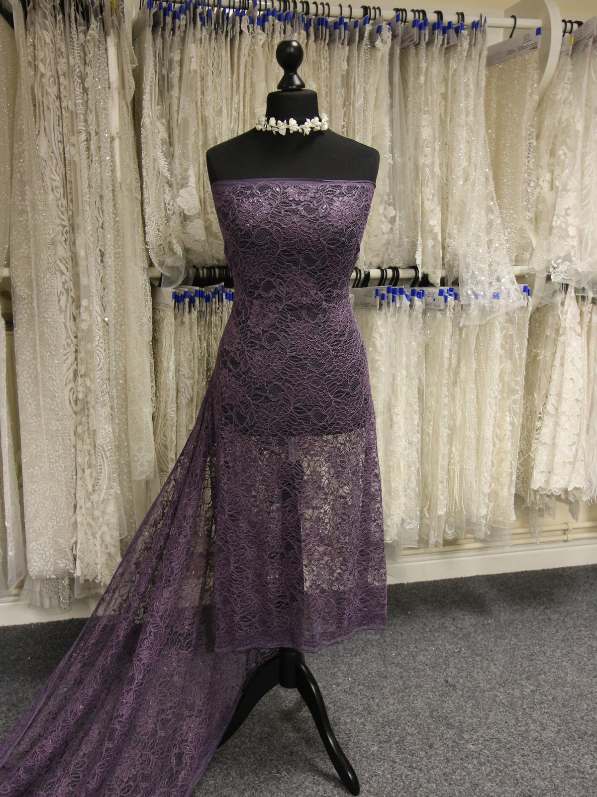 Dentelle Raschel violette - Ezra
