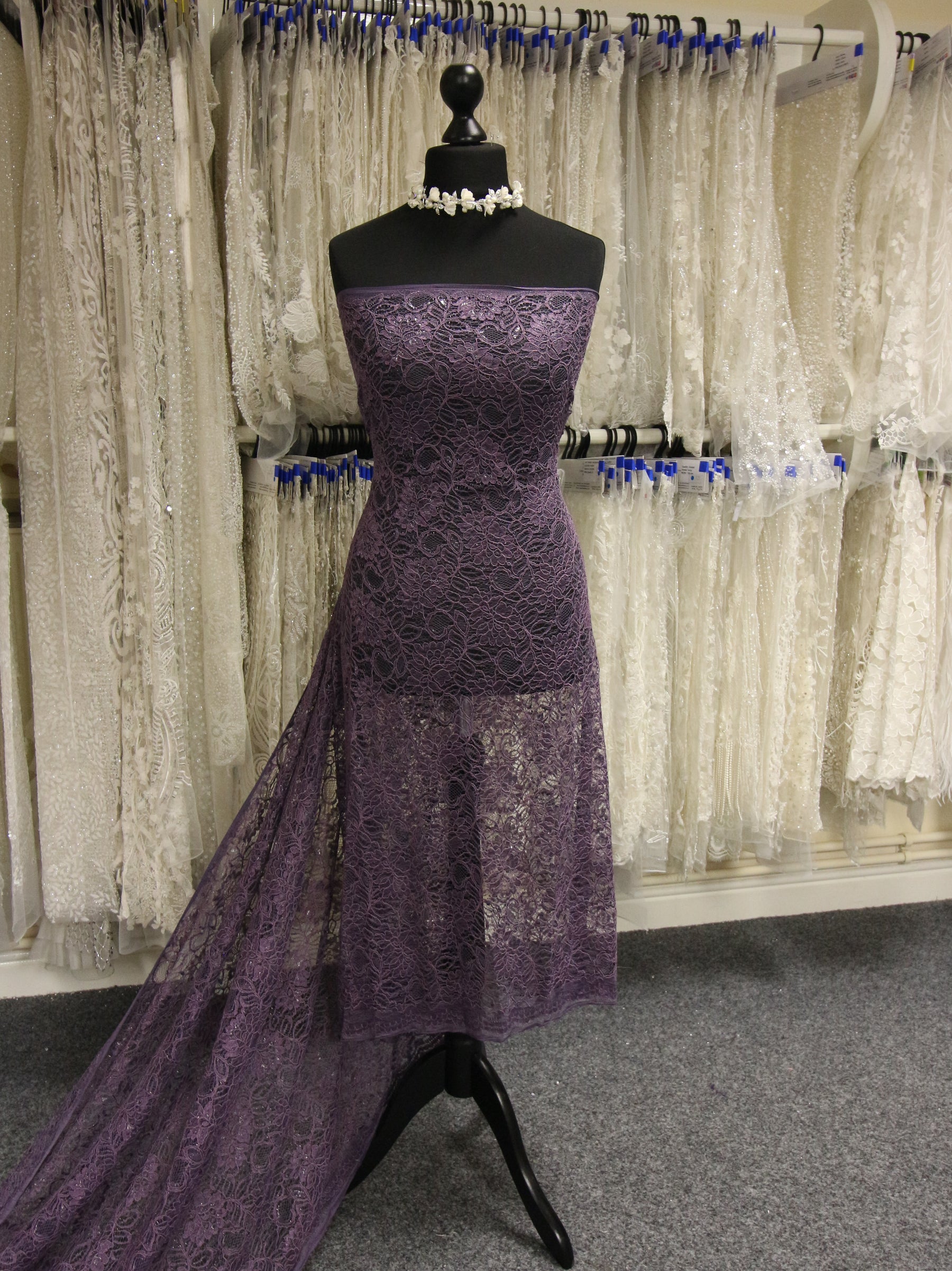 Dentelle Raschel violette - Ezra