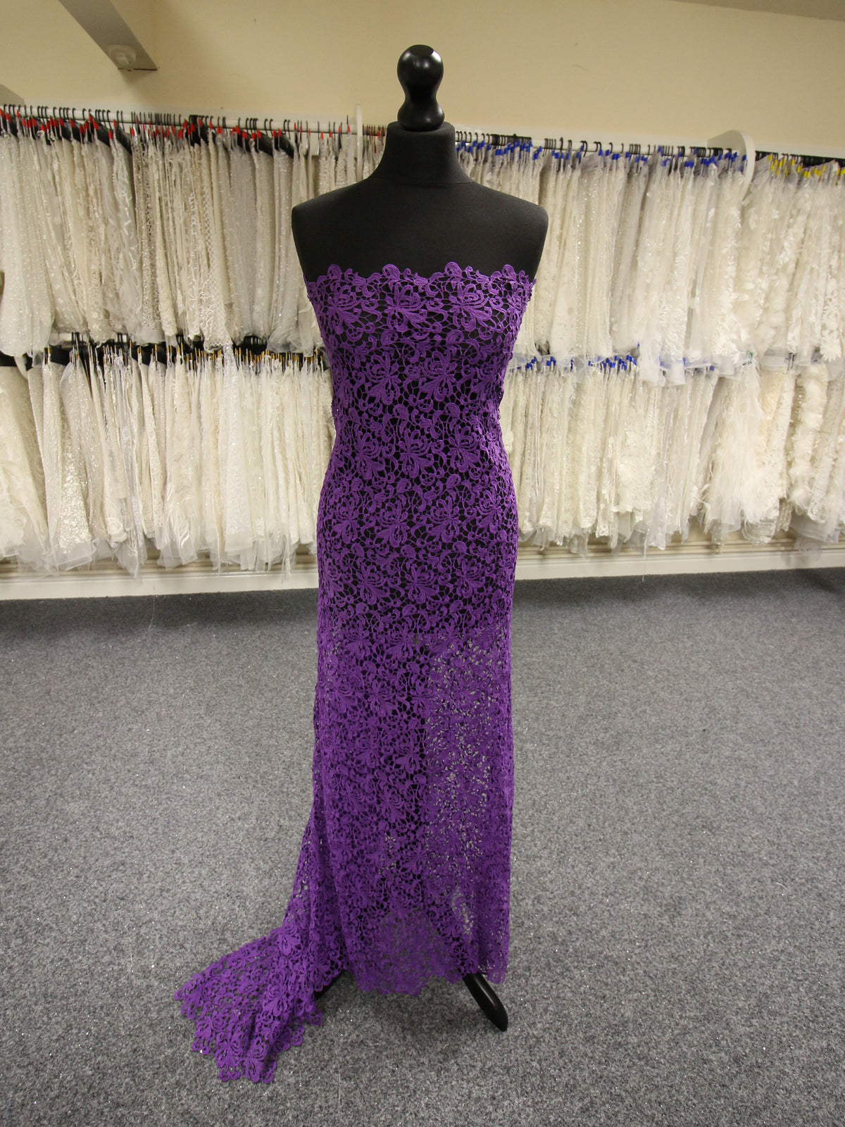 Dentelle Guipure Violette - Reese