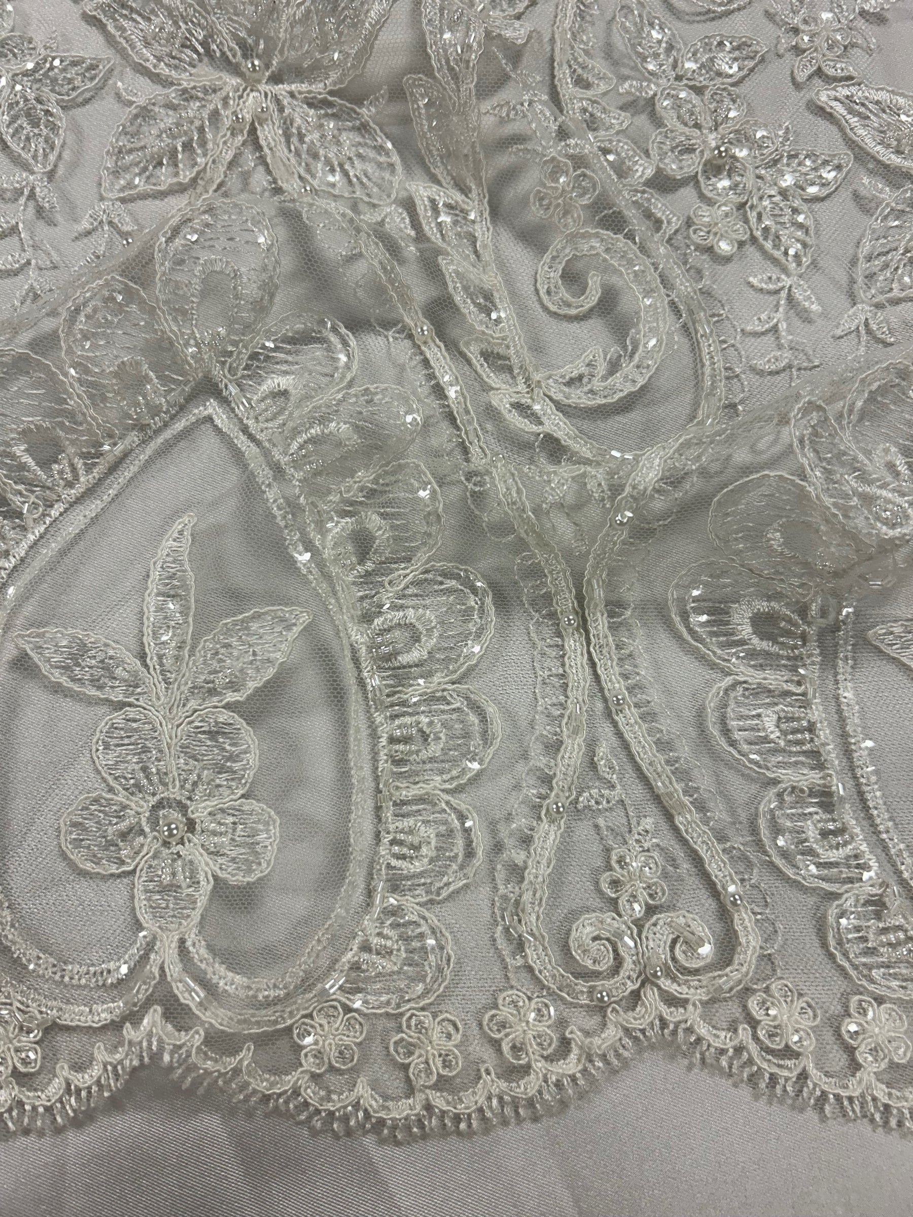 Dentelle Ivoire Cordonnée et Perlée - Reagan