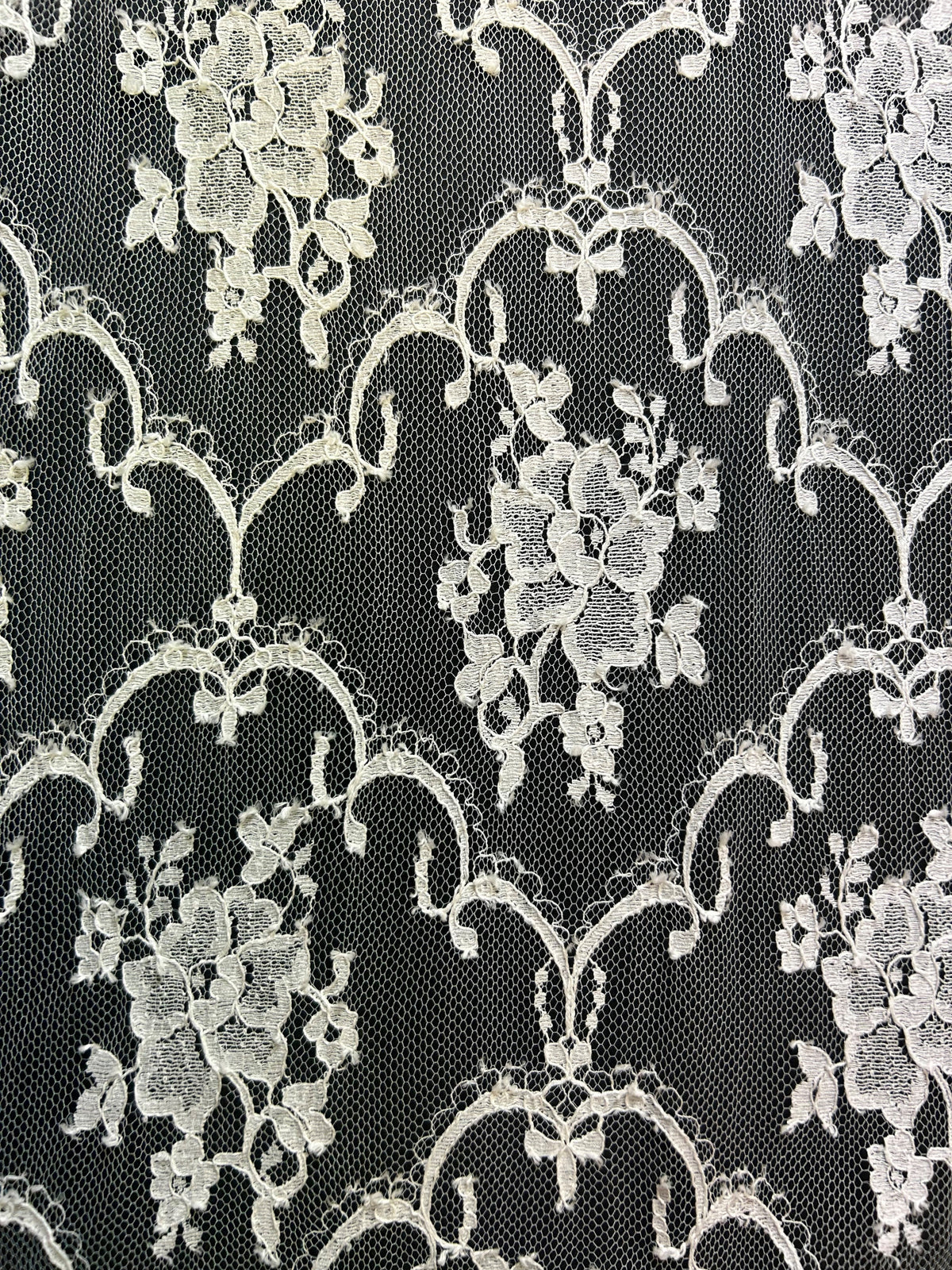 Dentelle Chantilly Ivoire - Rhona