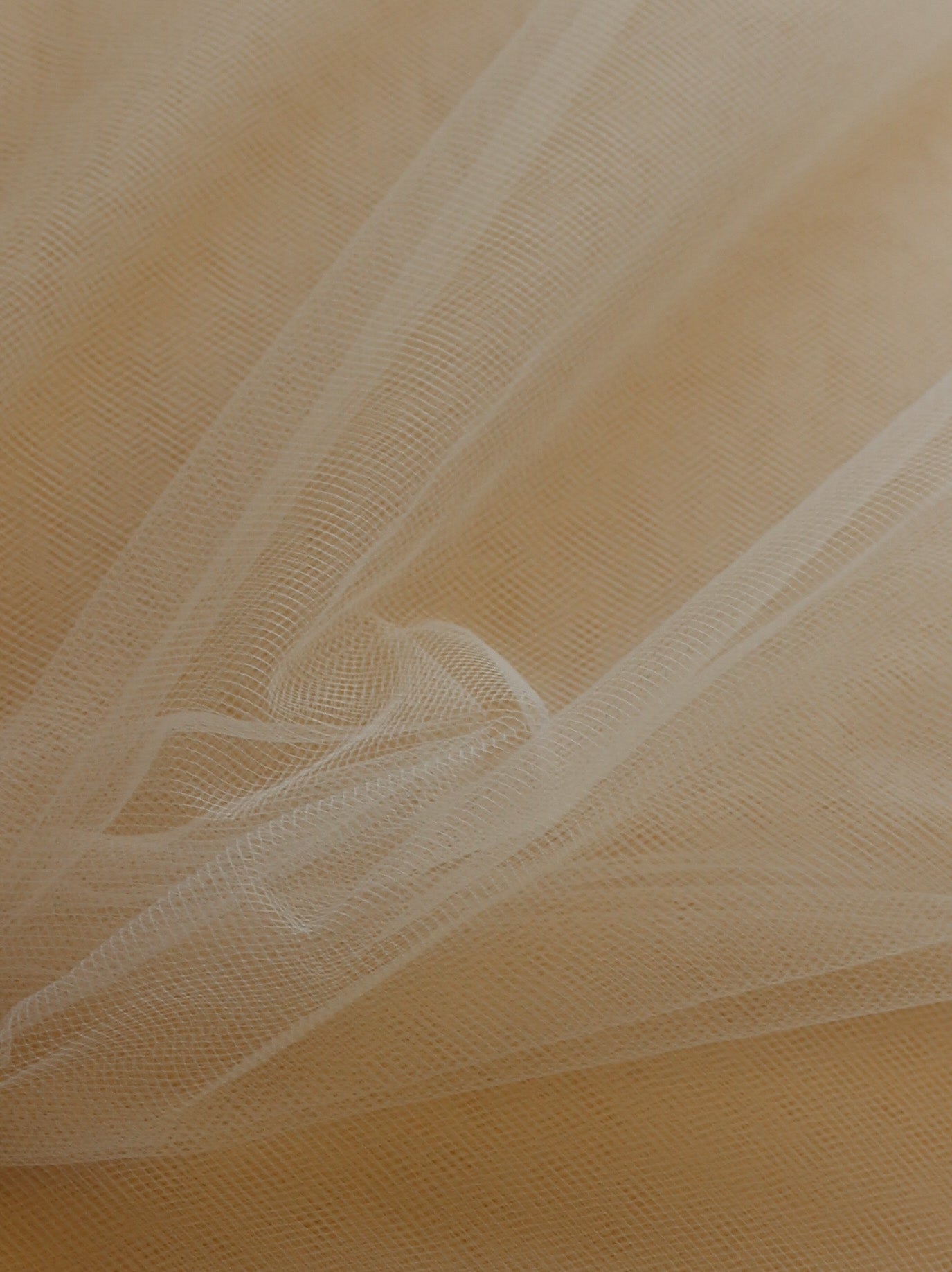 Tulle de mariée champagne pour voiles – Romance