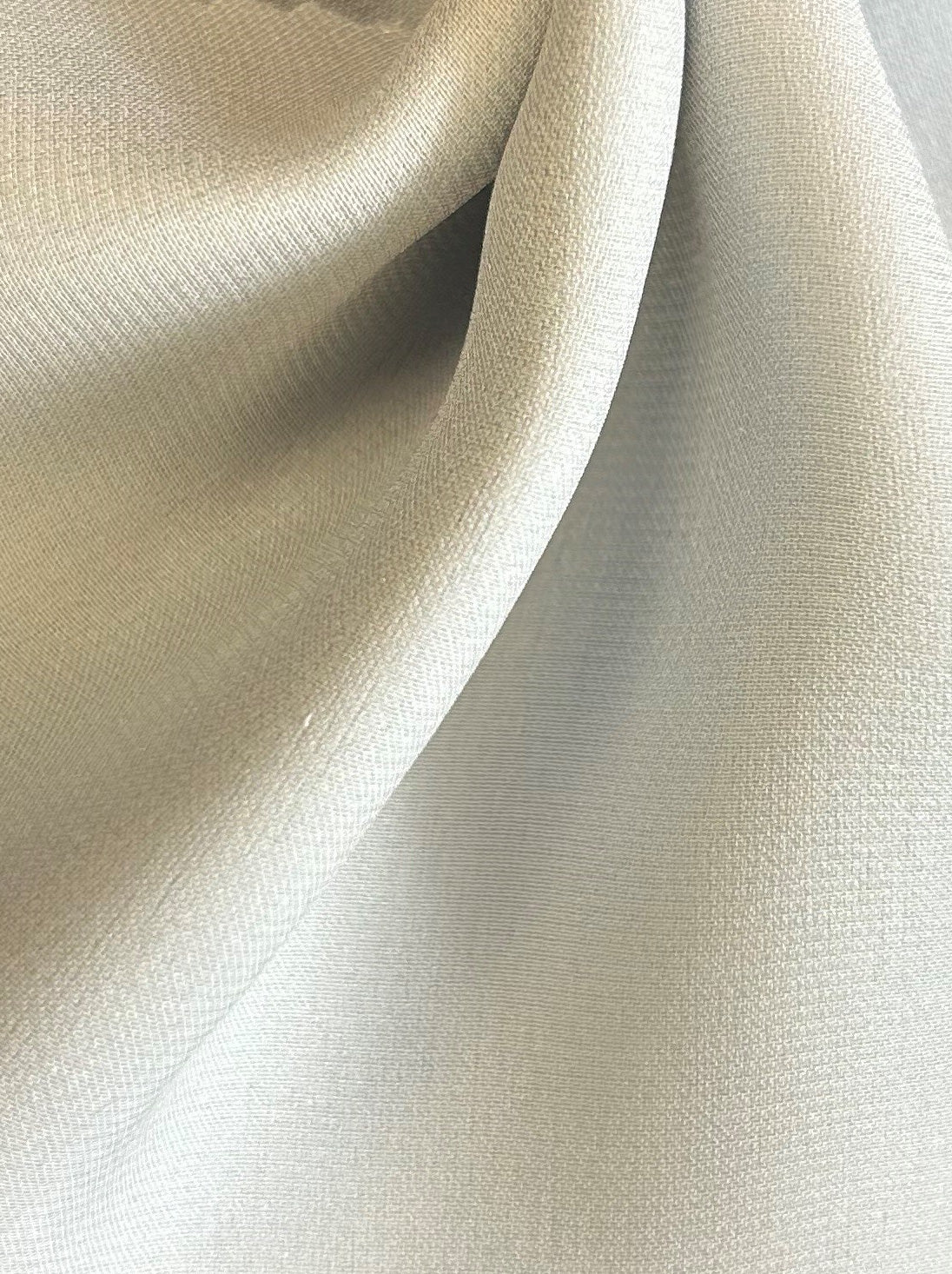 Charmeuse Soie Argentée - Hilarity