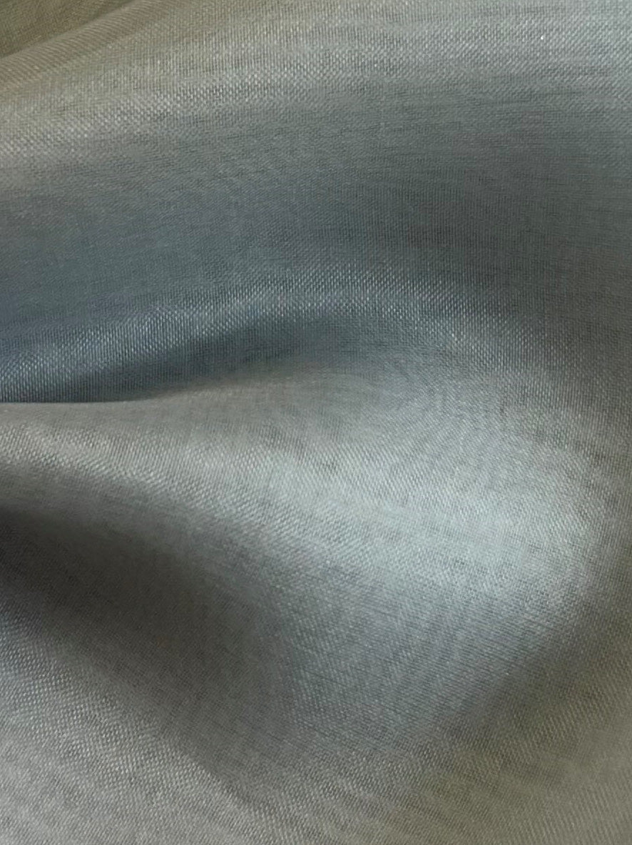 Organza de soie argenté - Évolution