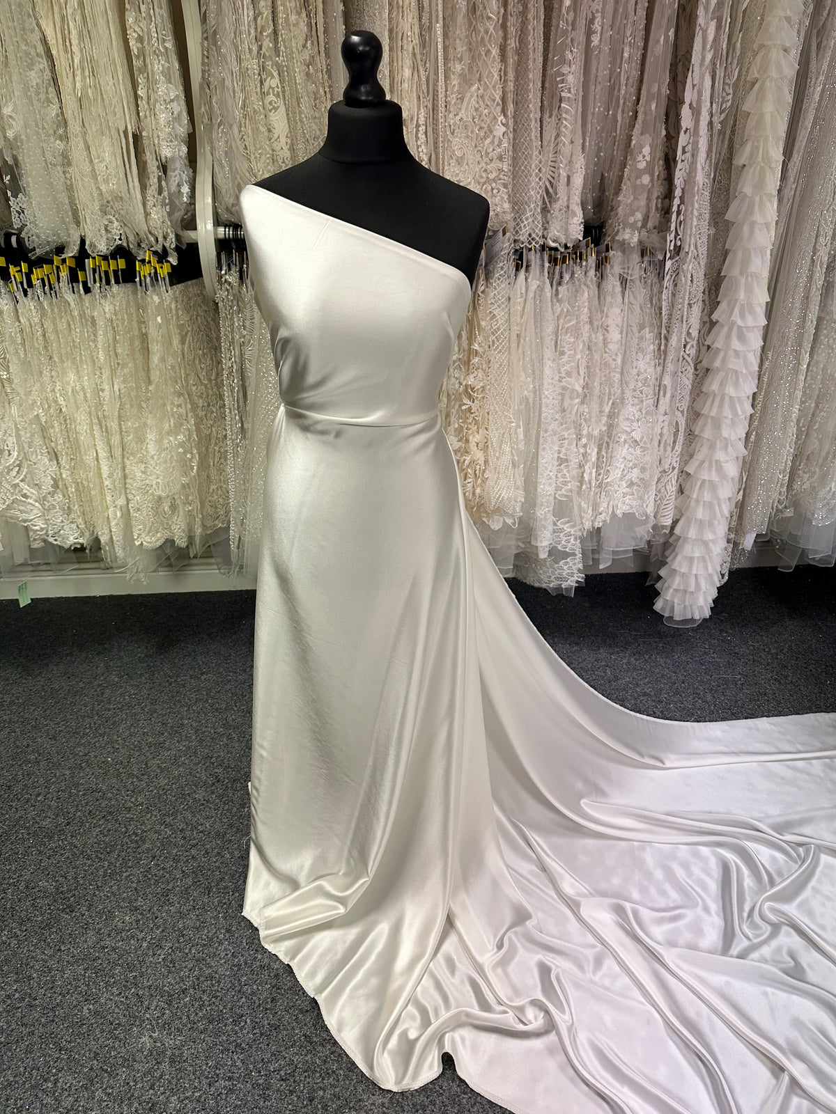 Satin de Soie Ivoire - St Tropez