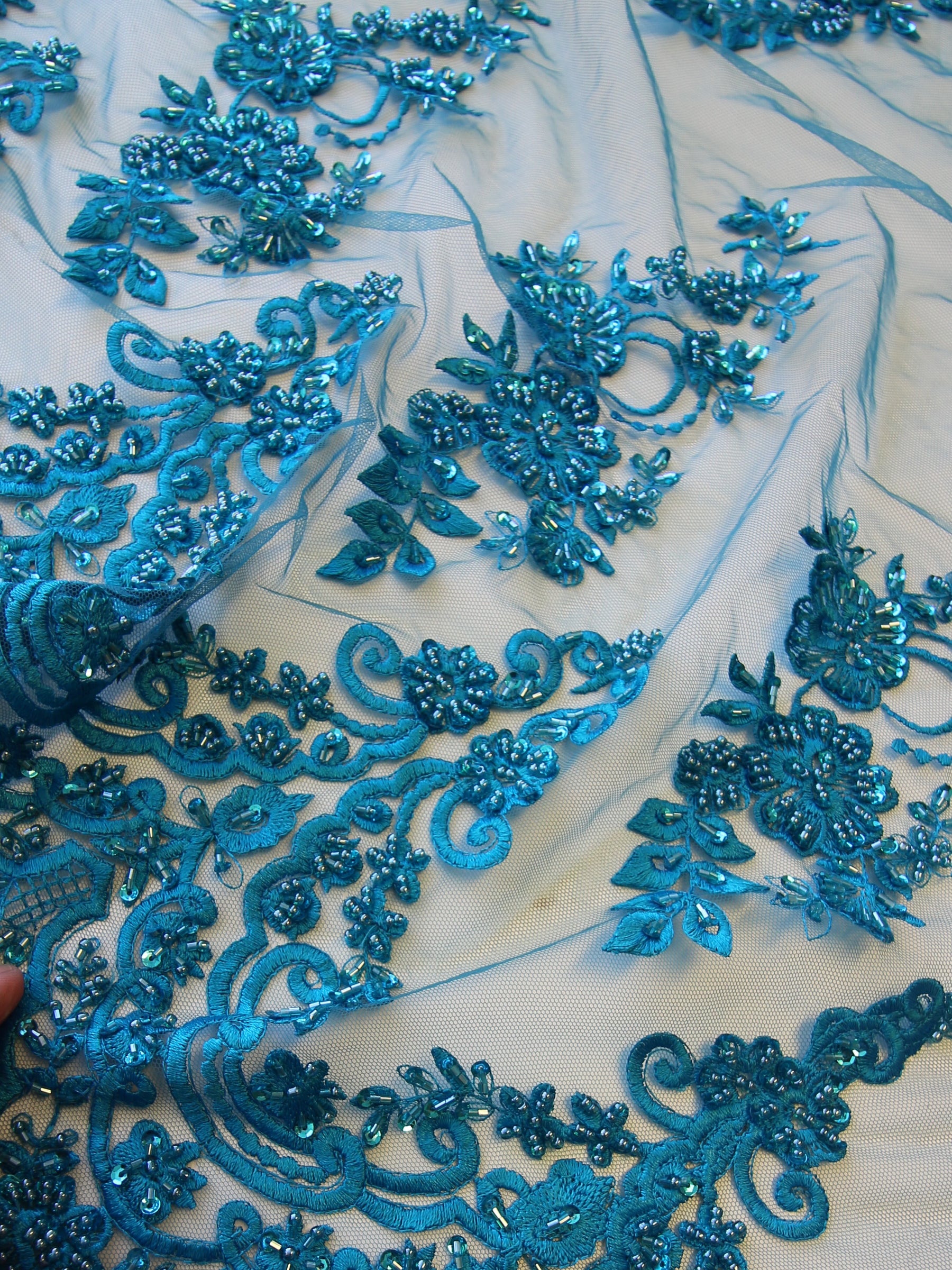 Dentelle Perlée Turquoise - Pilar