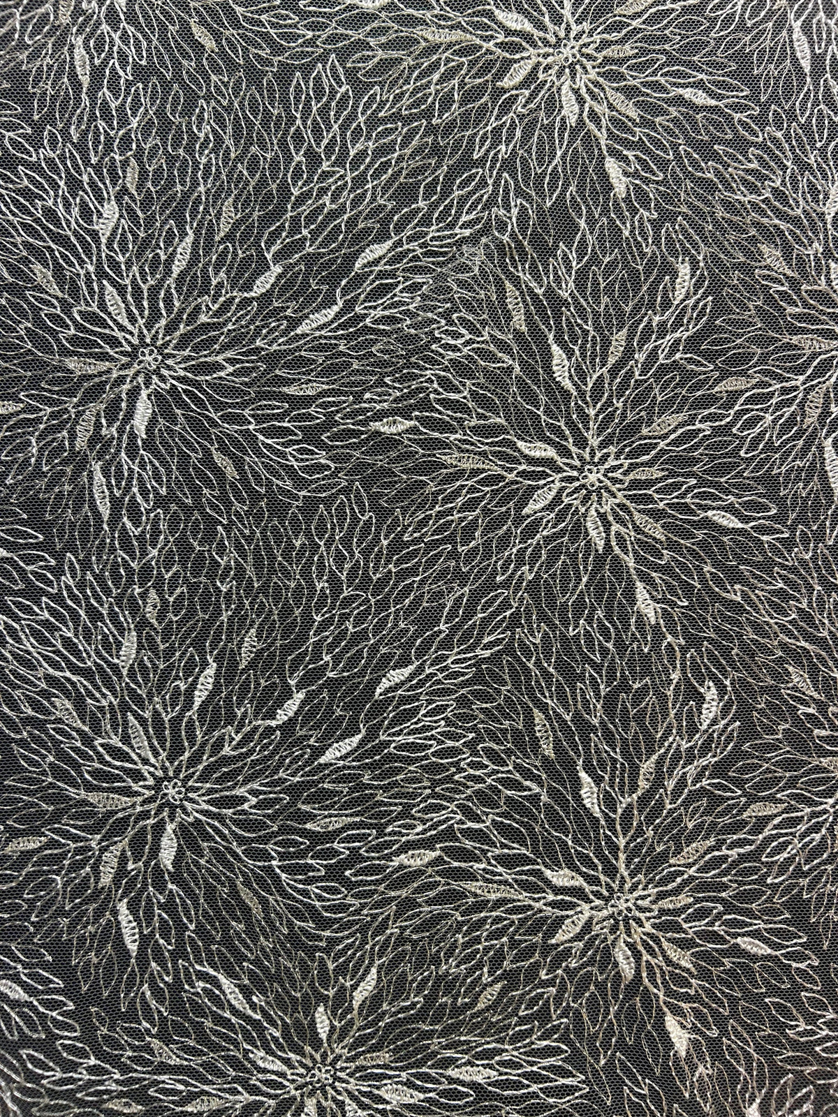 Dentelle Brodée Ivoire - Vanity