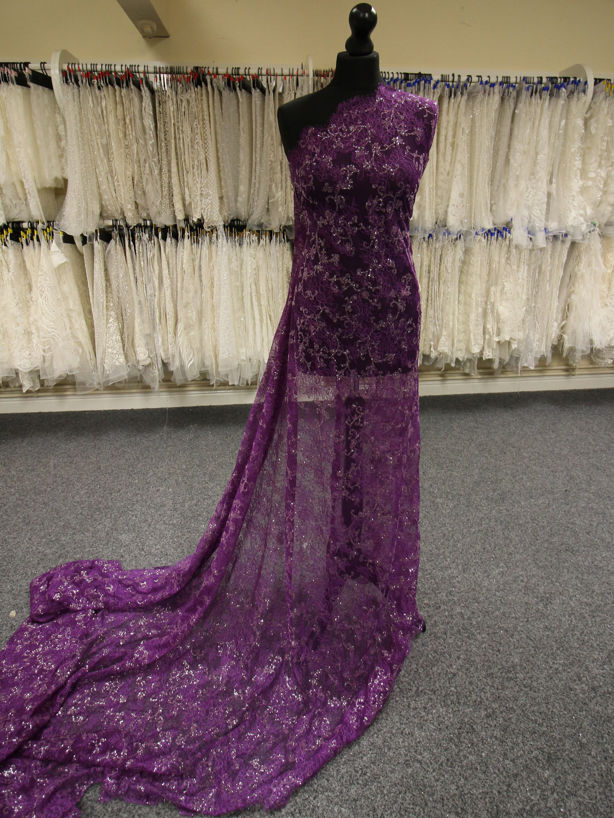 Dentelle Rachel Violet - Honneur