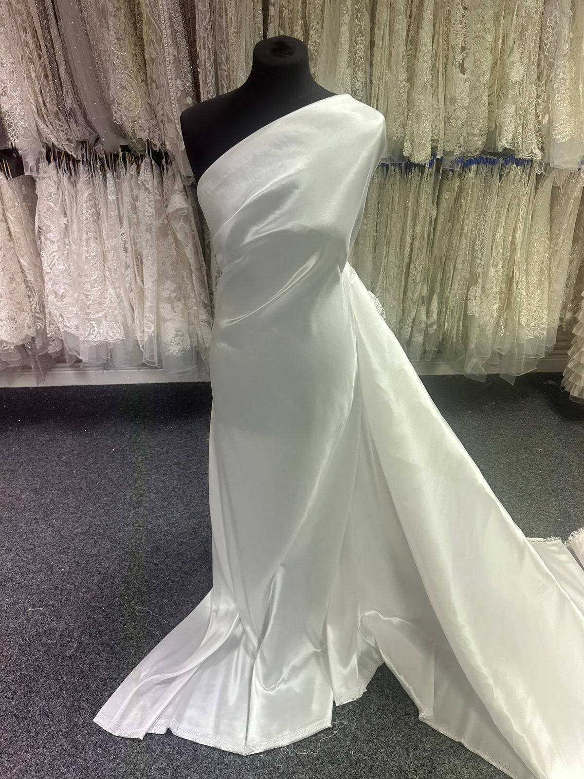 Sergé Polyester Blanc Doux - Loyalty