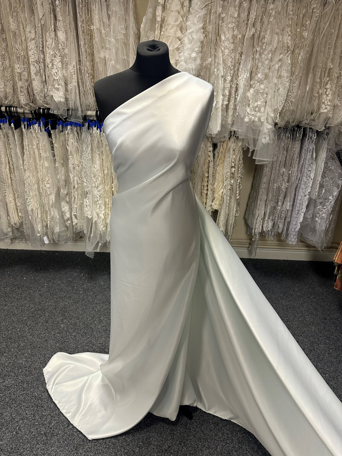 Satin Polyester Opalesque - Majestueux