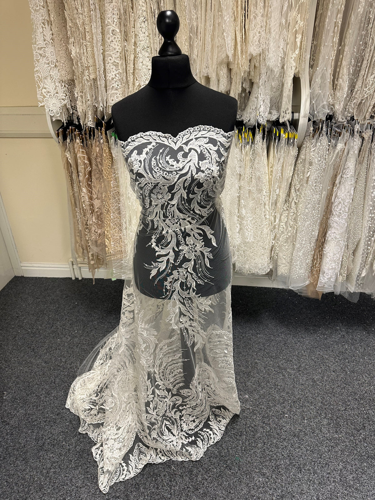 Dentelle Broderie Ivoire - Abrielle