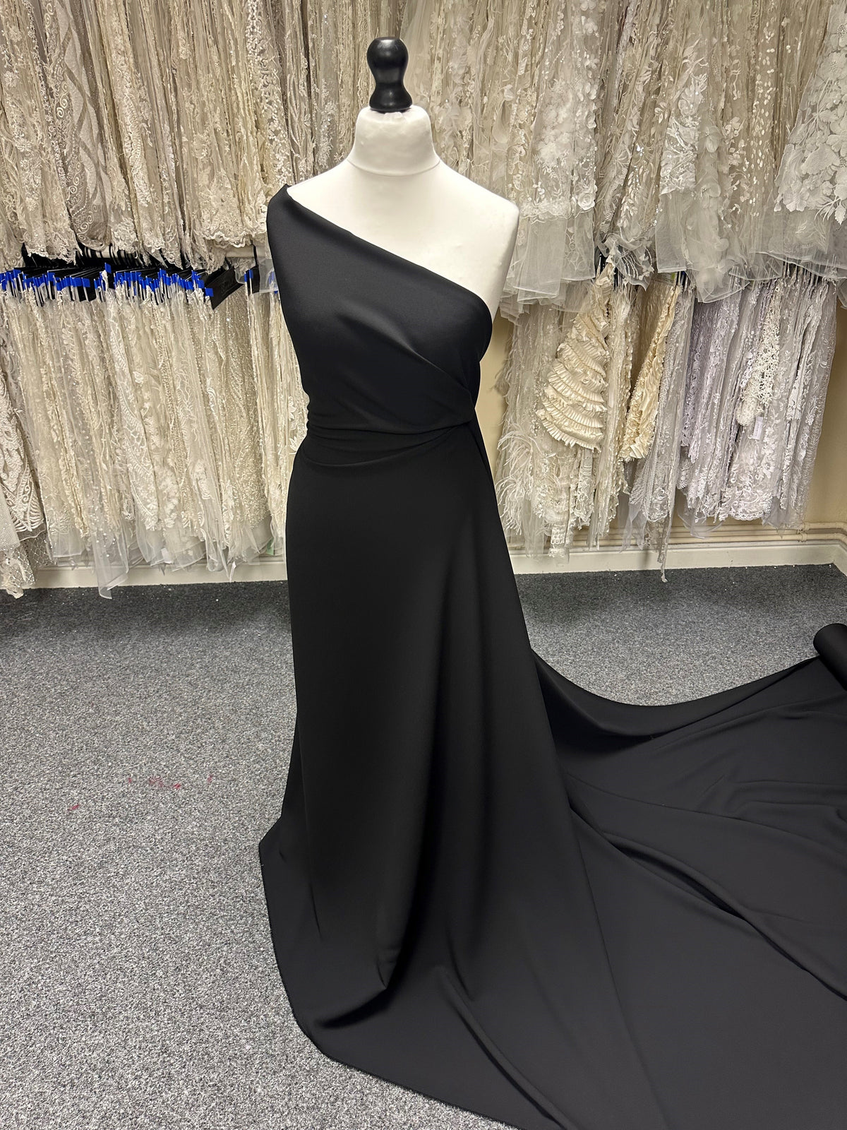 Dupion en satin de polyester noir - Clarté