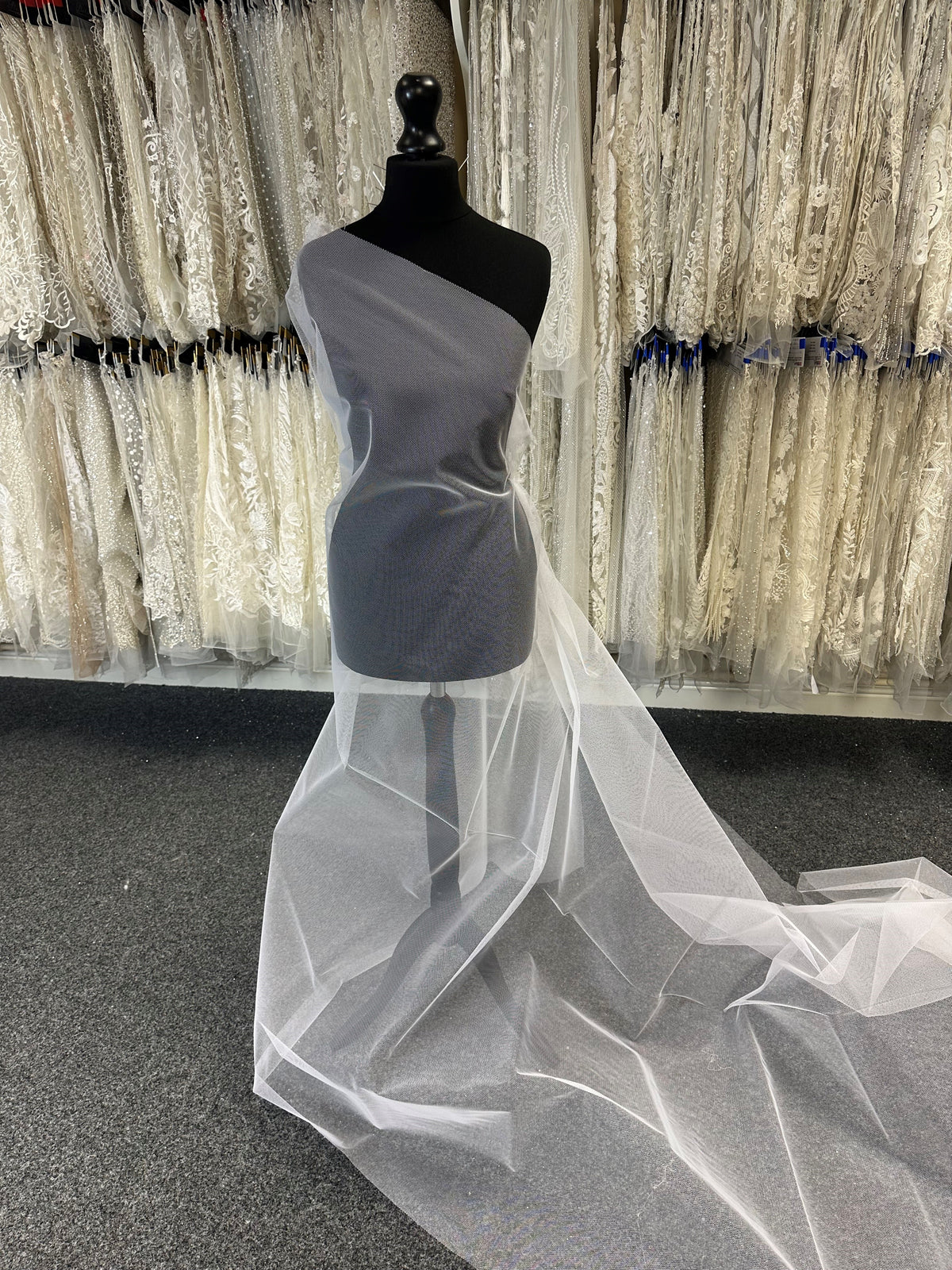 Filet de robe blanche - Fantasy