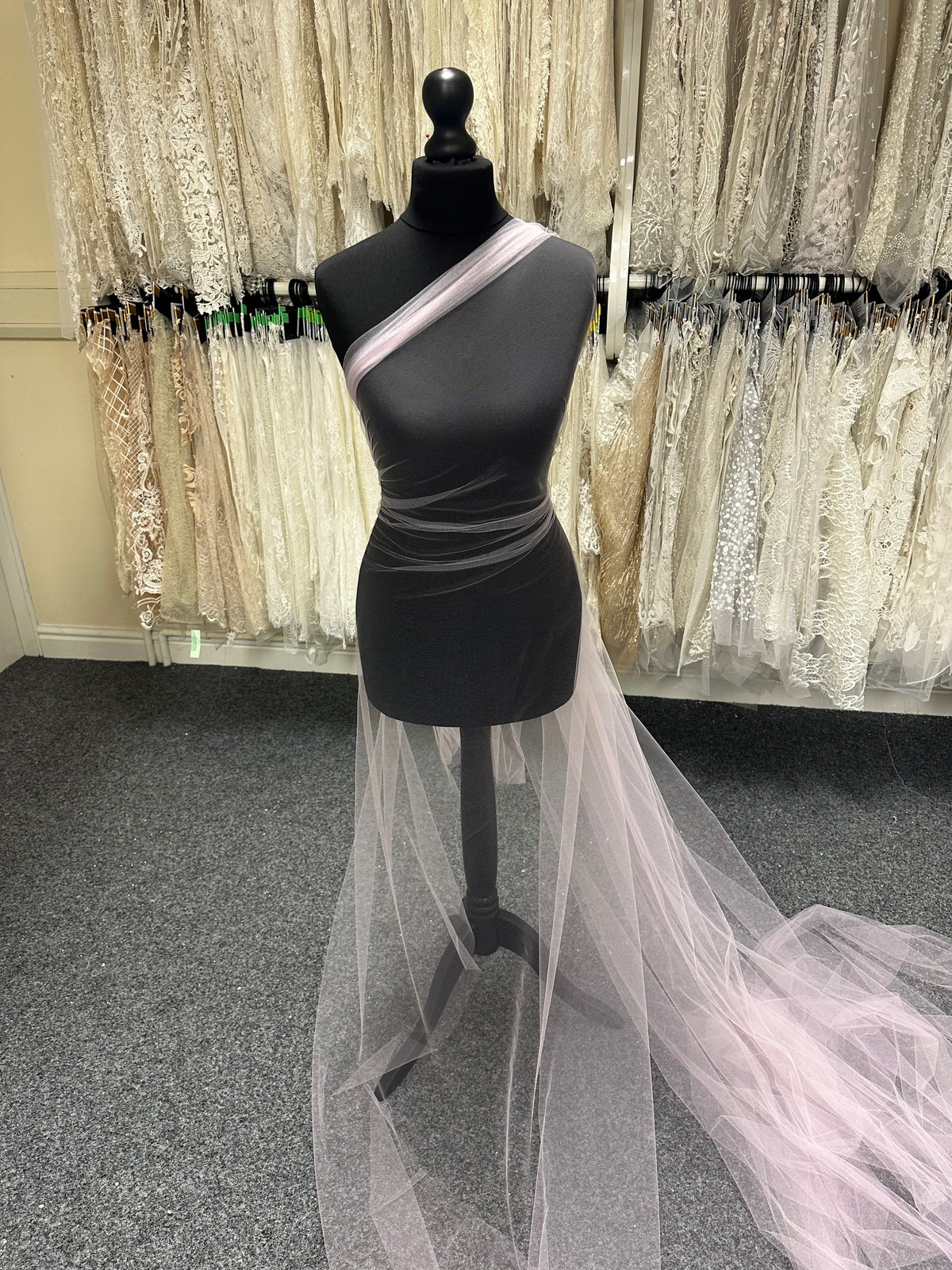 Tulle de mariée rose palepour voiles - Baritone