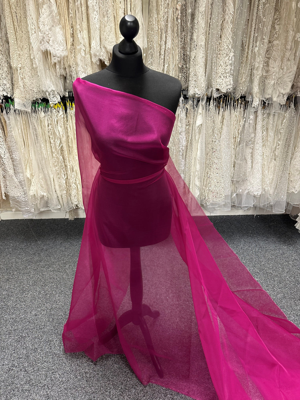 Organza de Soie Fuchsia - Évolution