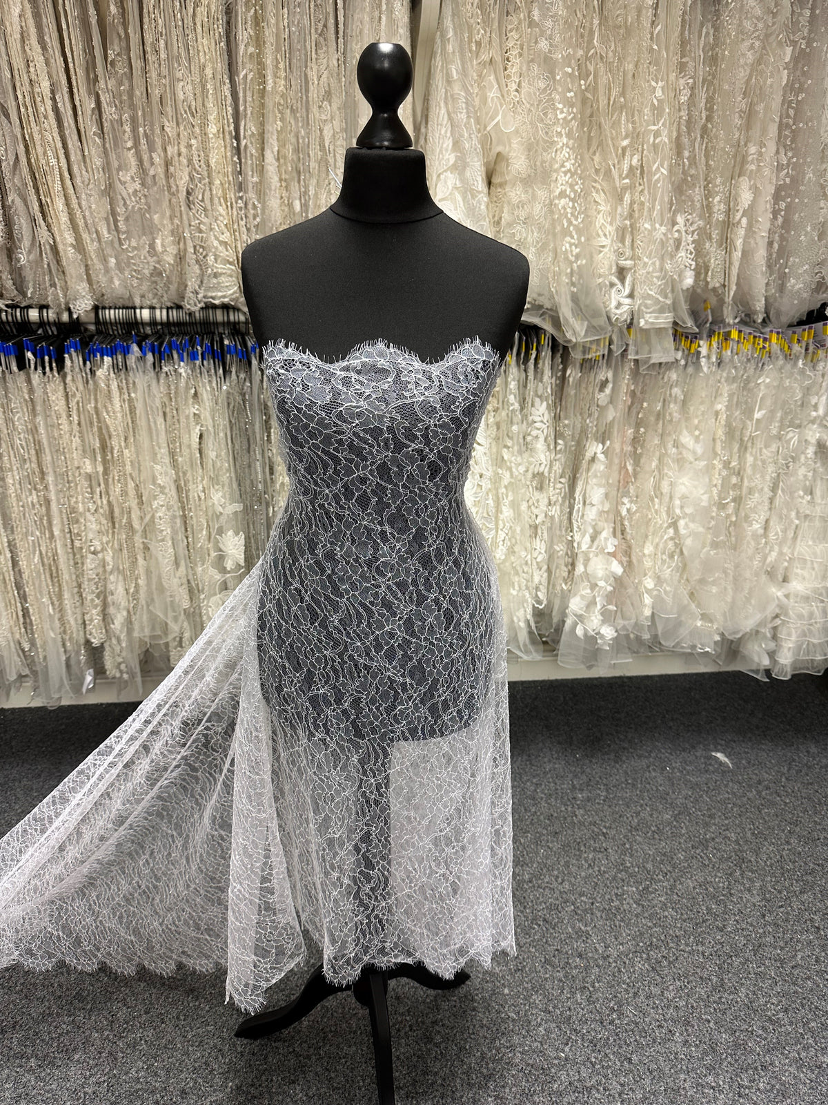 Dentelle de Chantilly blanche - Samantha