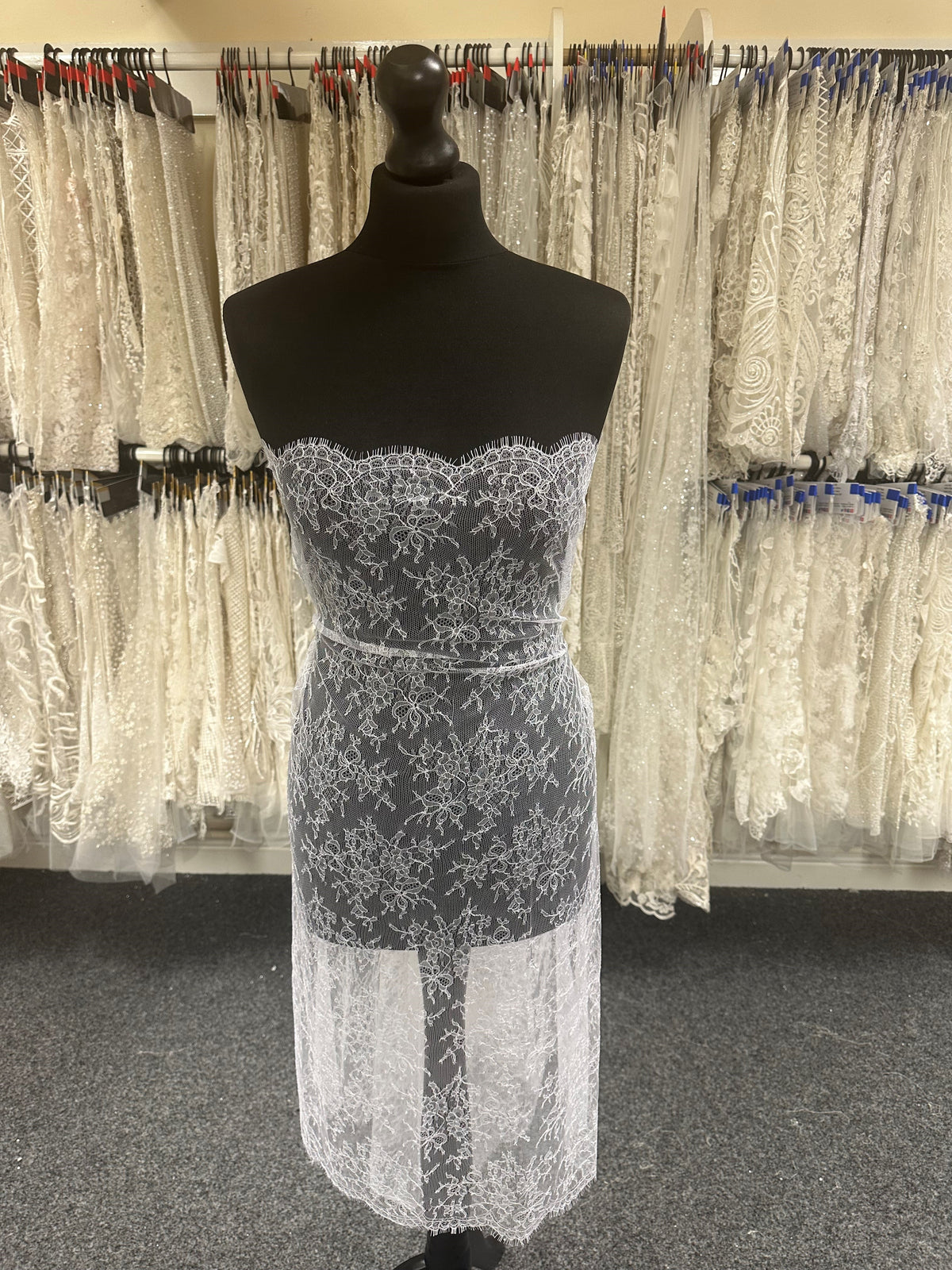 Dentelle Chantilly Blanche - Francesca