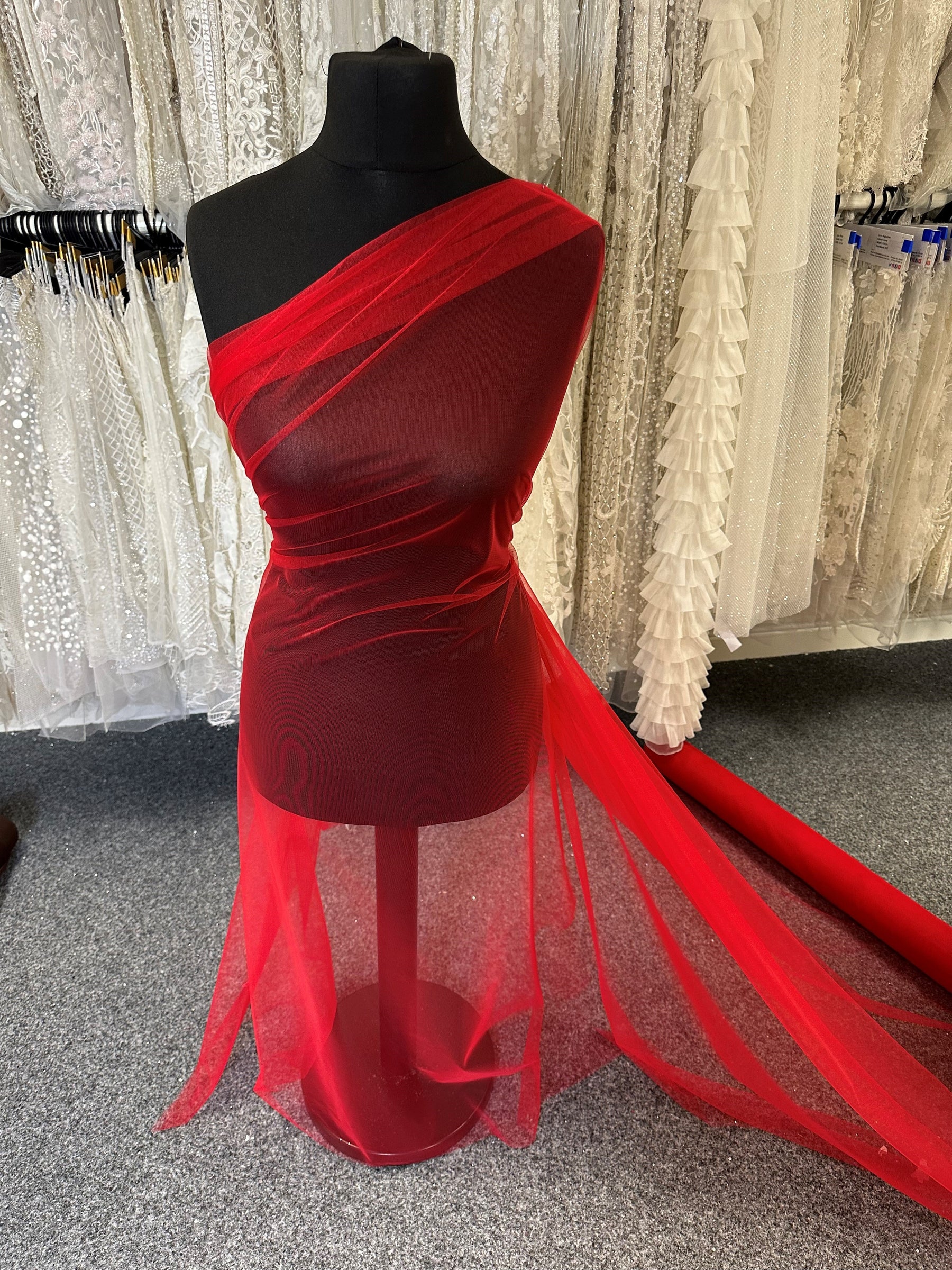 Tulle Cerise - Carnival