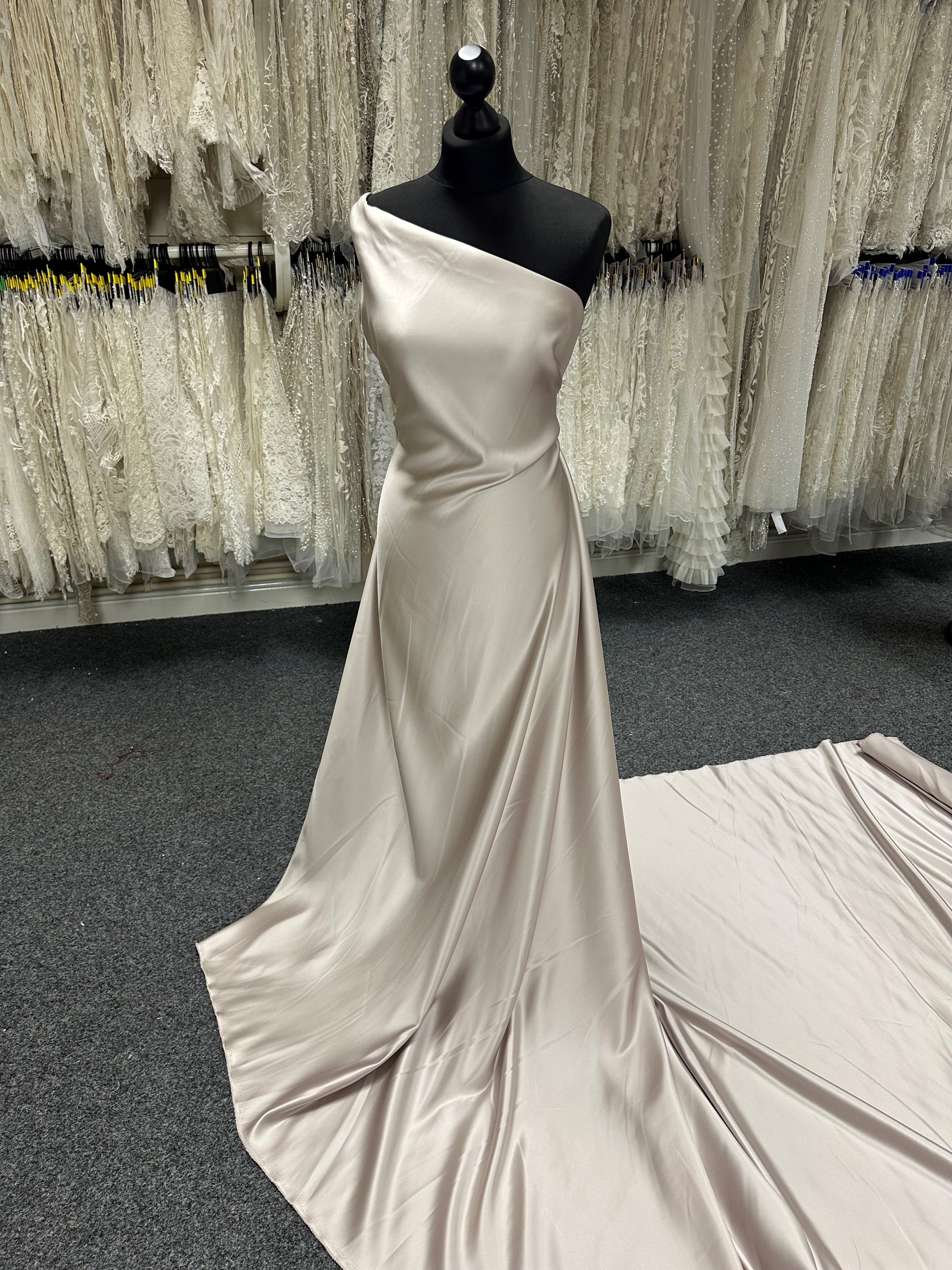 Satin Duchesse Polyester Cappuccino - Suprême