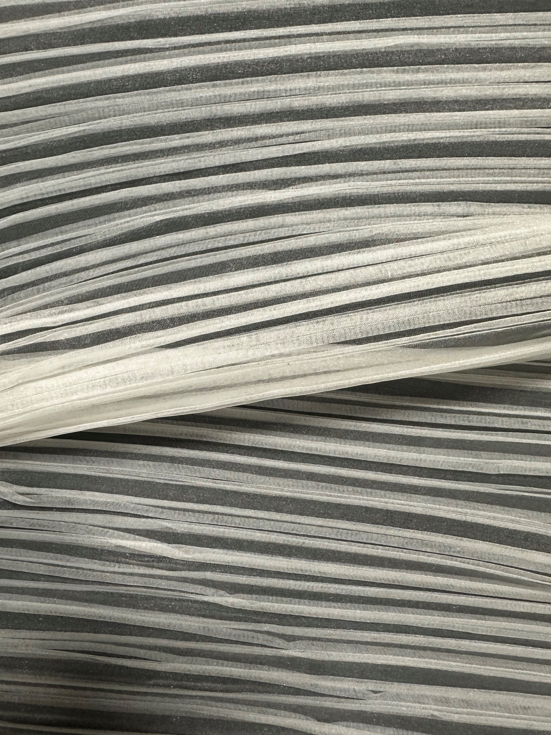 Ivory Pleated Polyester Organza - Flirtation