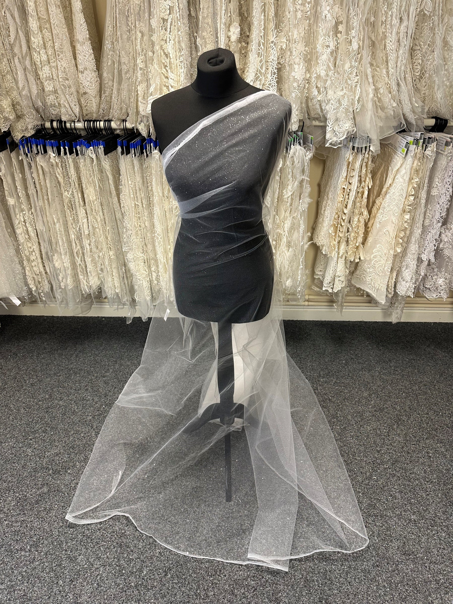 Tulle pailleté ivoire - Guirlandes