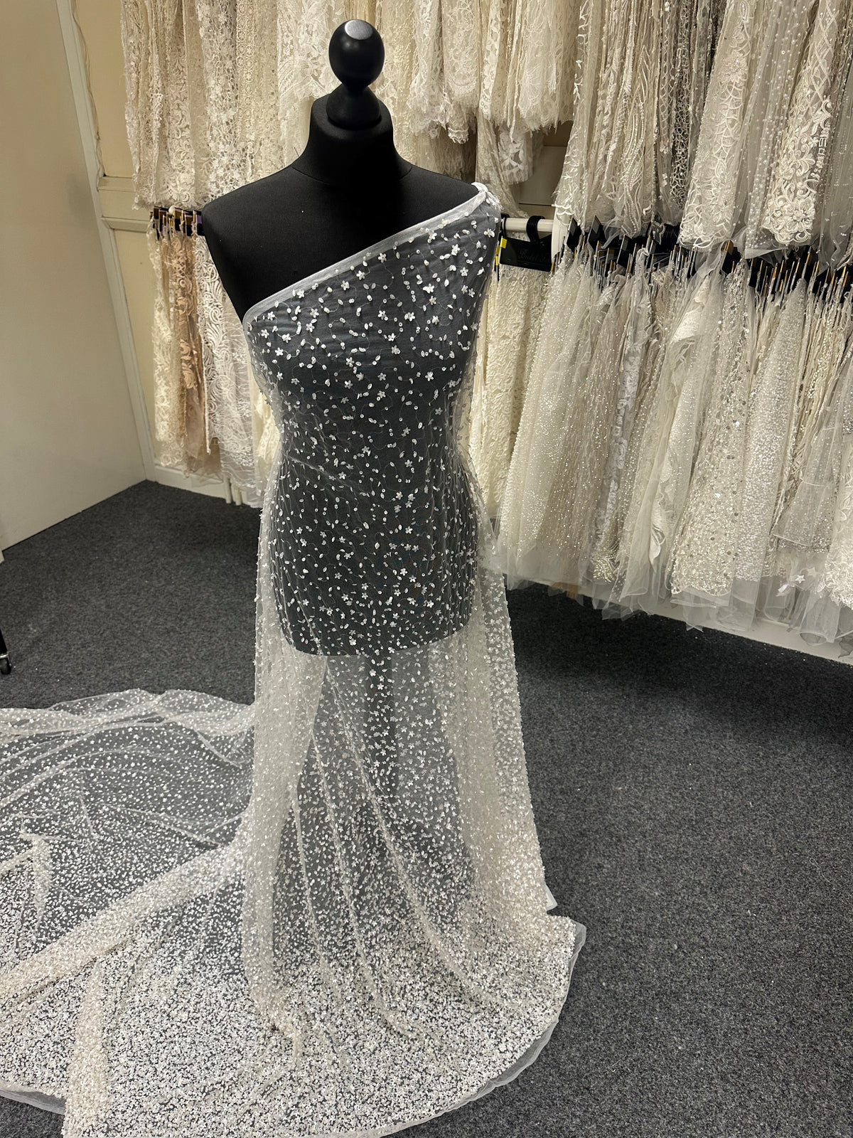 Dentelle à paillettes ivoire - Caris