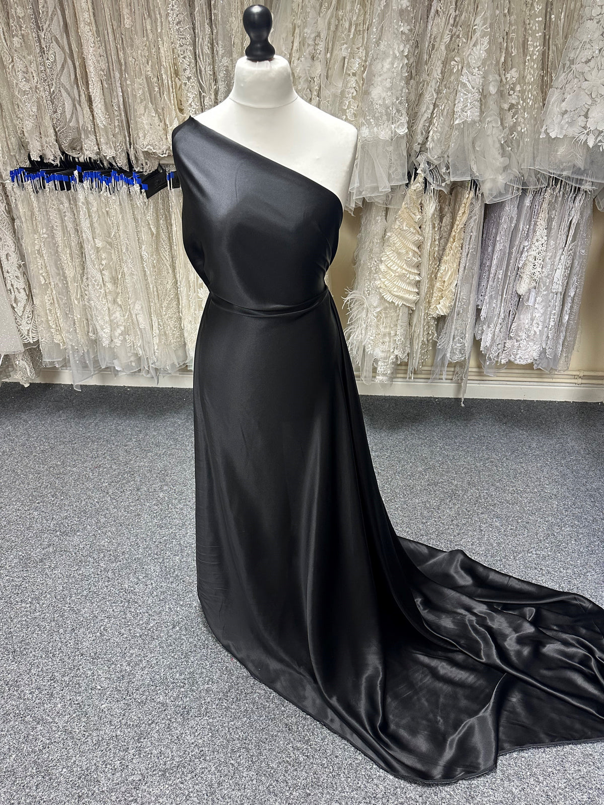 Satin de Soie Noir - Splendeur