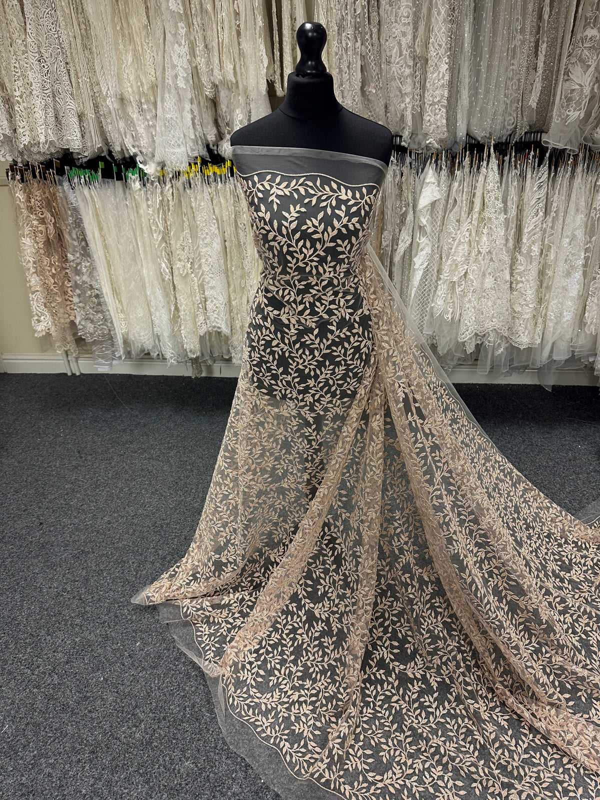 Dentelle pailletée nude - Simeon