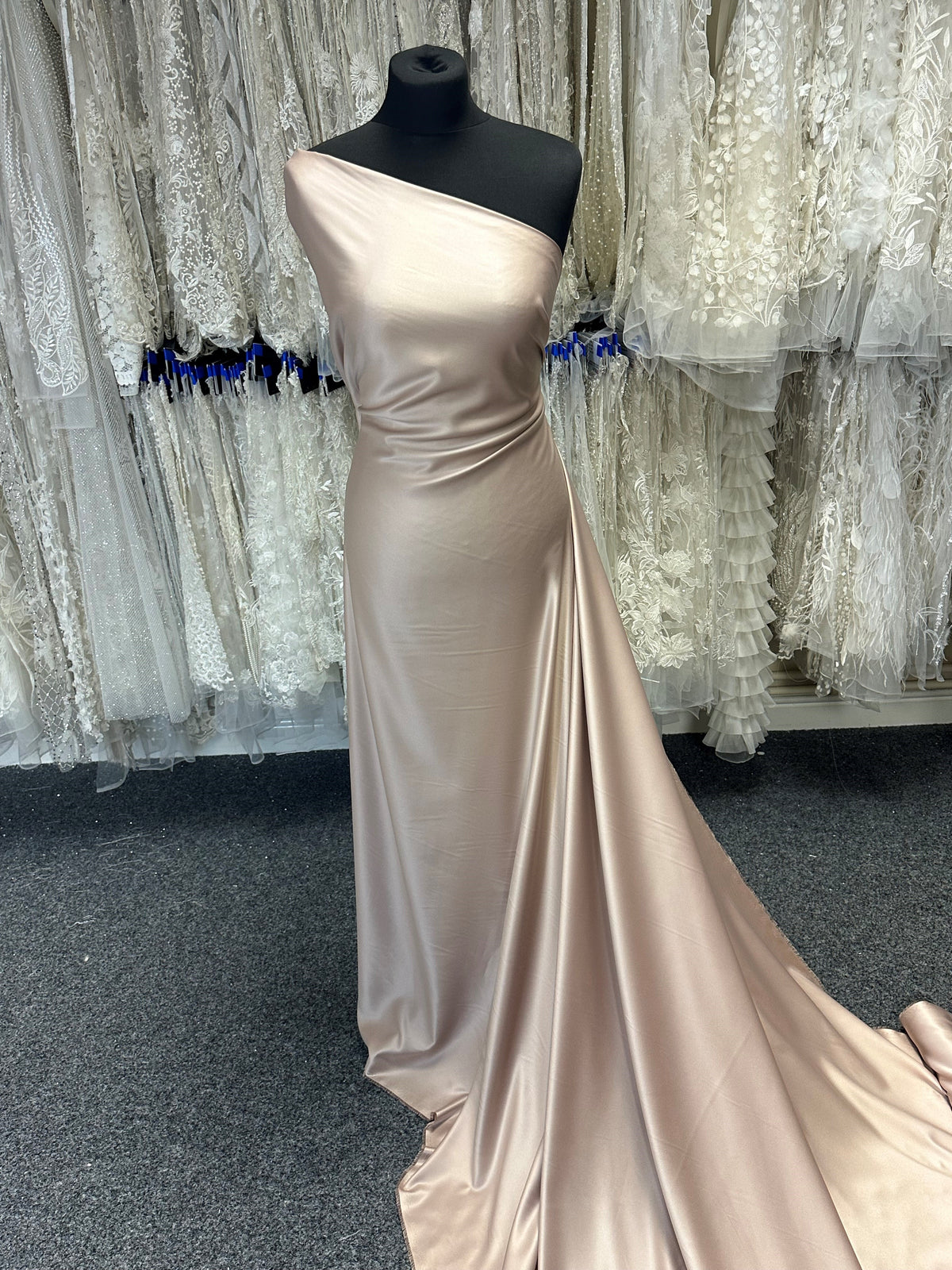 Satin de polyester latte - Trust